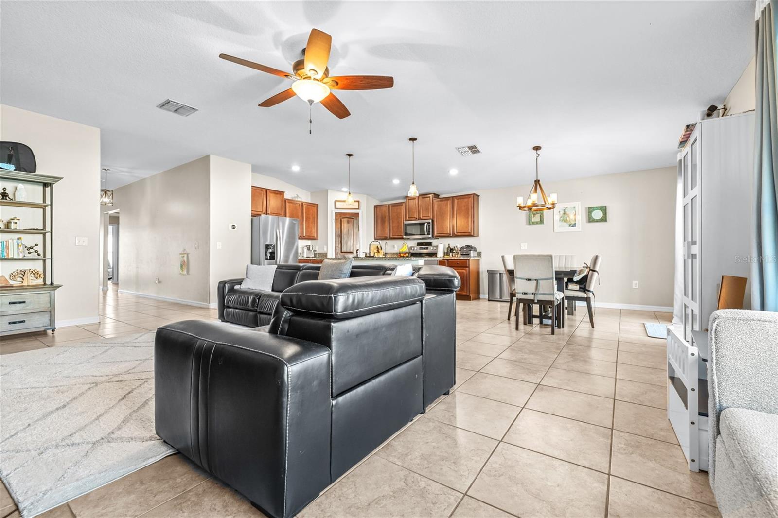 207 ARCHCLIFFE POINT PL, DOVER, FL, 33527