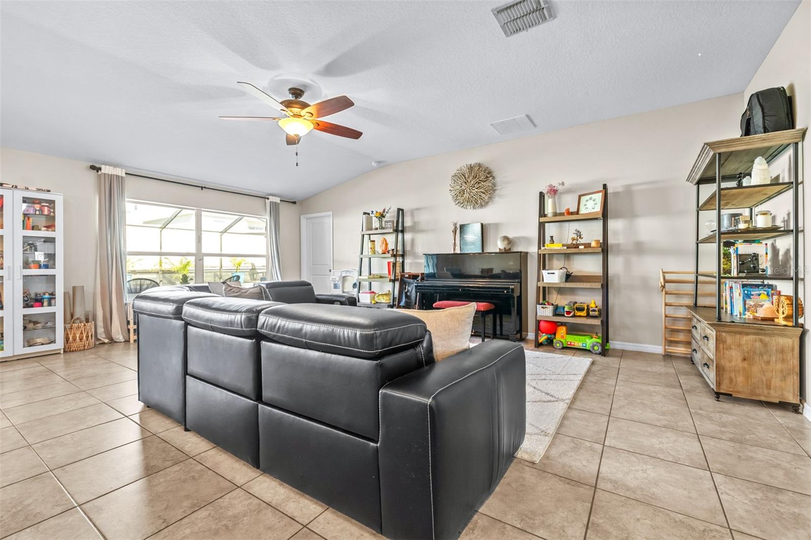 207 ARCHCLIFFE POINT PL, DOVER, FL, 33527