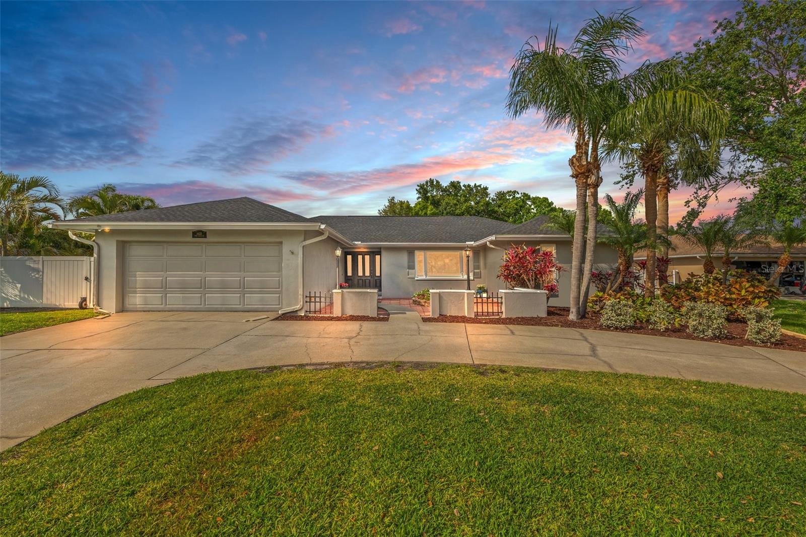 1433 74TH CIR NE, ST PETERSBURG, FL, 33702