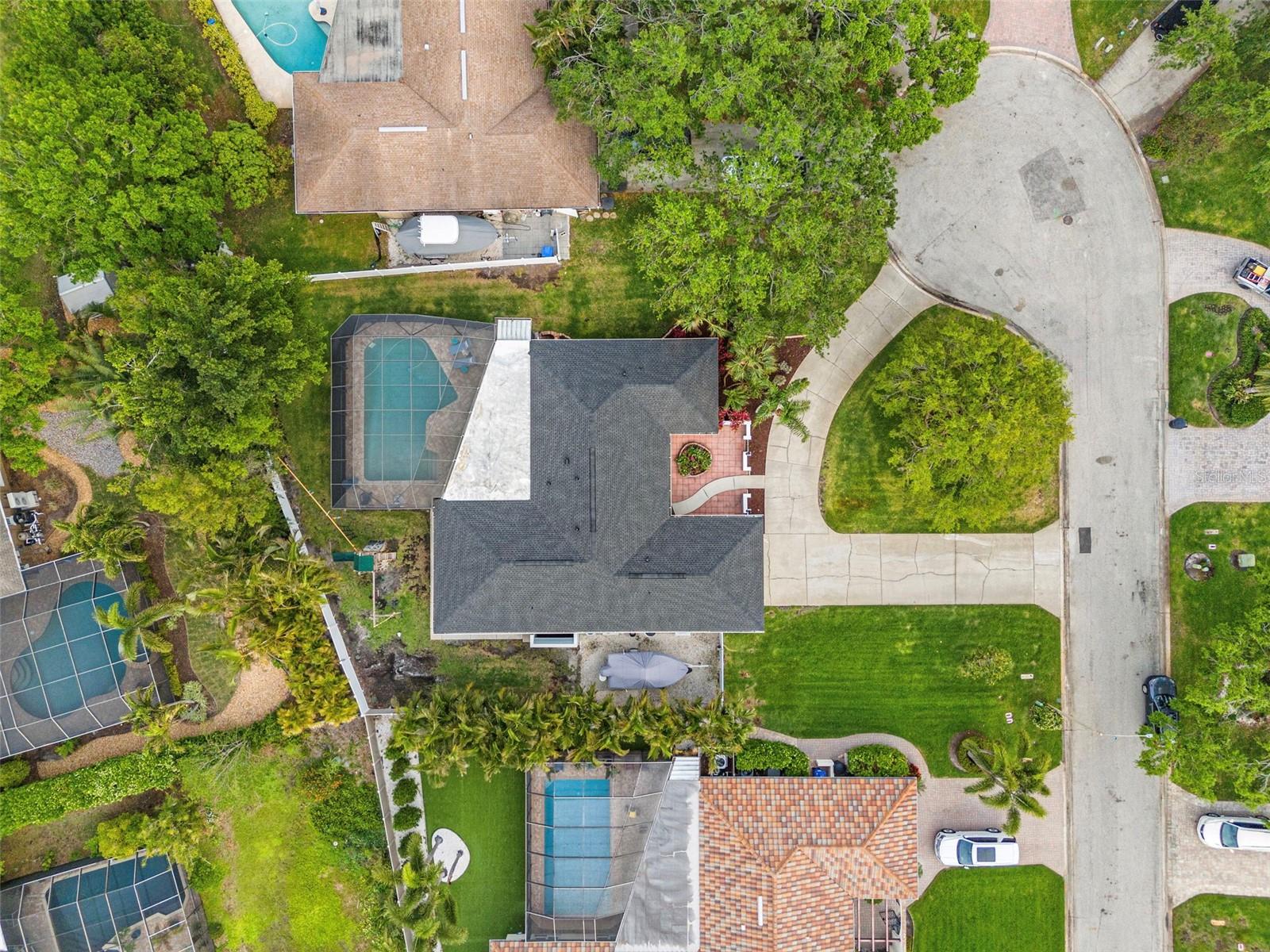 1433 74TH CIR NE, ST PETERSBURG, FL, 33702
