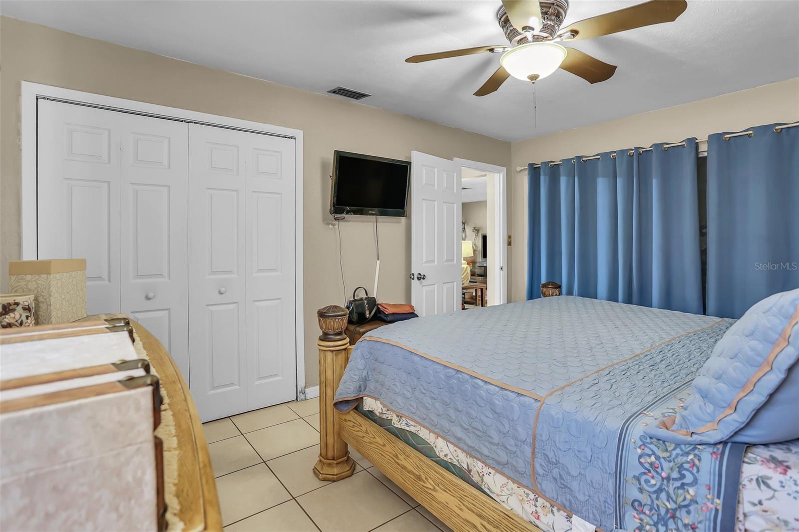 525 SKYLARK LN NW, PORT CHARLOTTE, FL, 33952