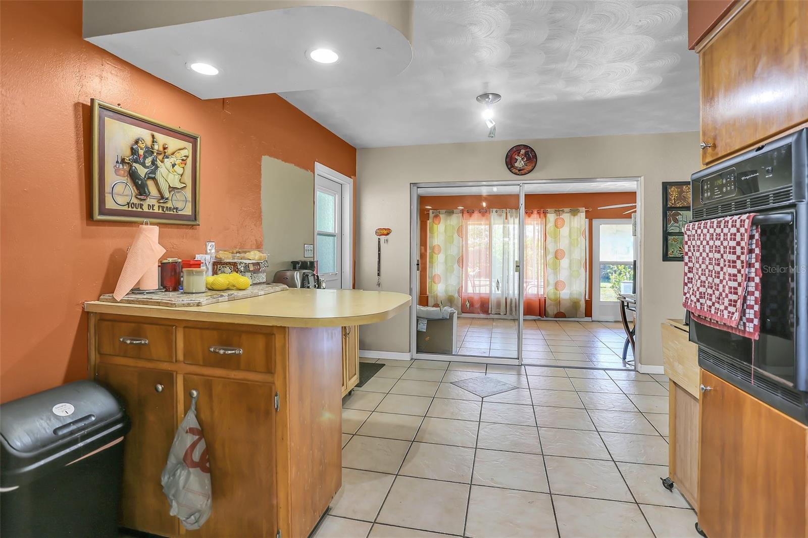 525 SKYLARK LN NW, PORT CHARLOTTE, FL, 33952