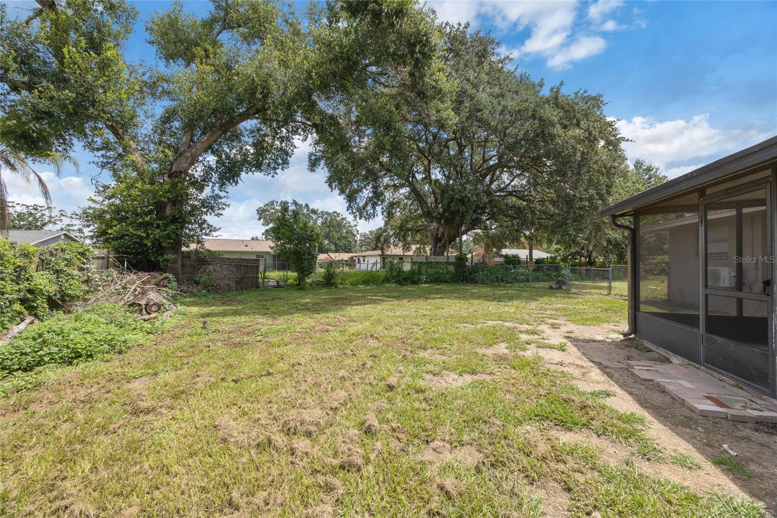 904 WOODLAND DR, SEFFNER, FL, 33584