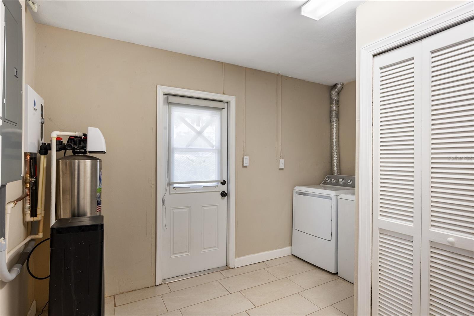 904 WOODLAND DR, SEFFNER, FL, 33584