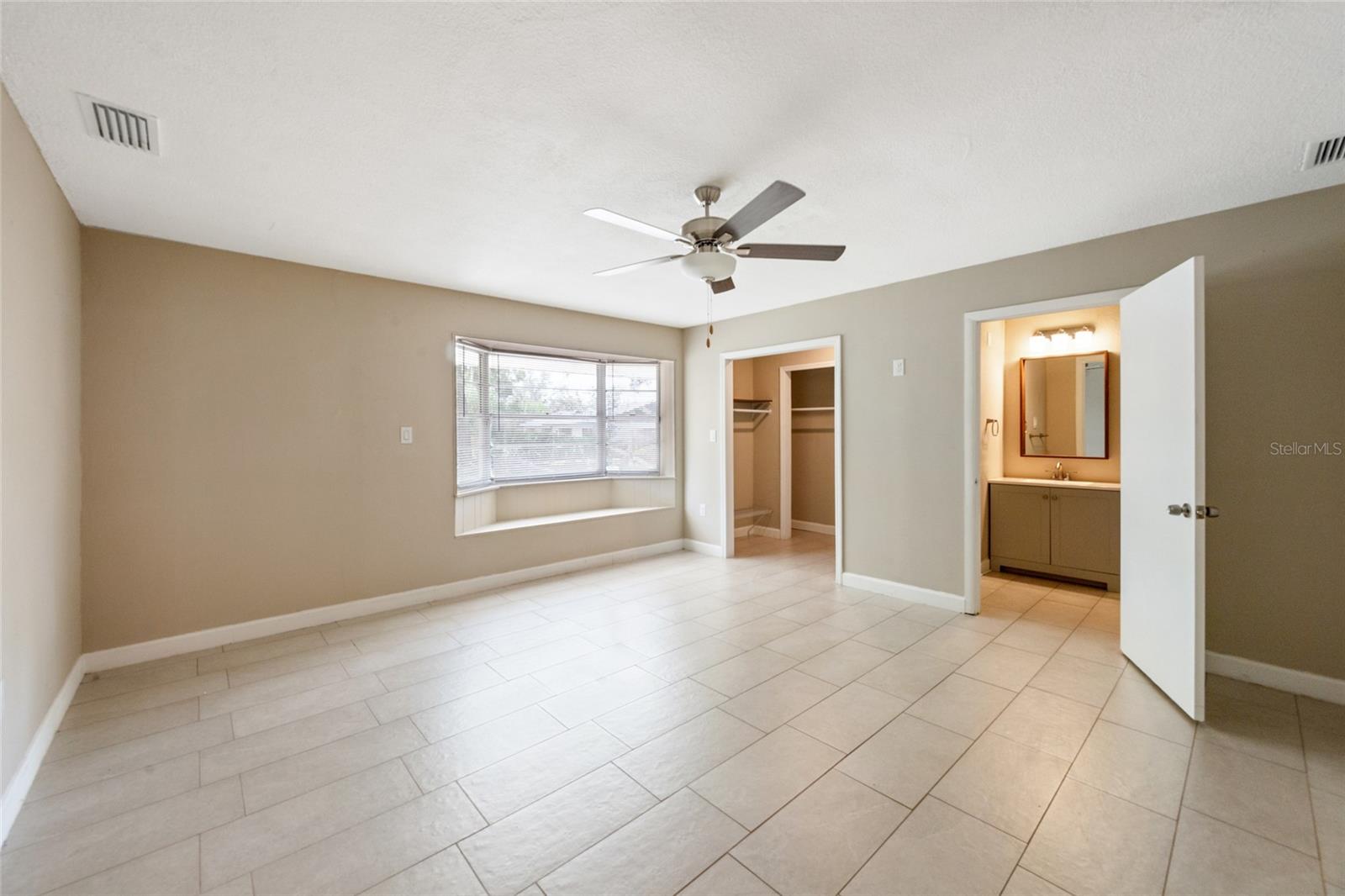 904 WOODLAND DR, SEFFNER, FL, 33584