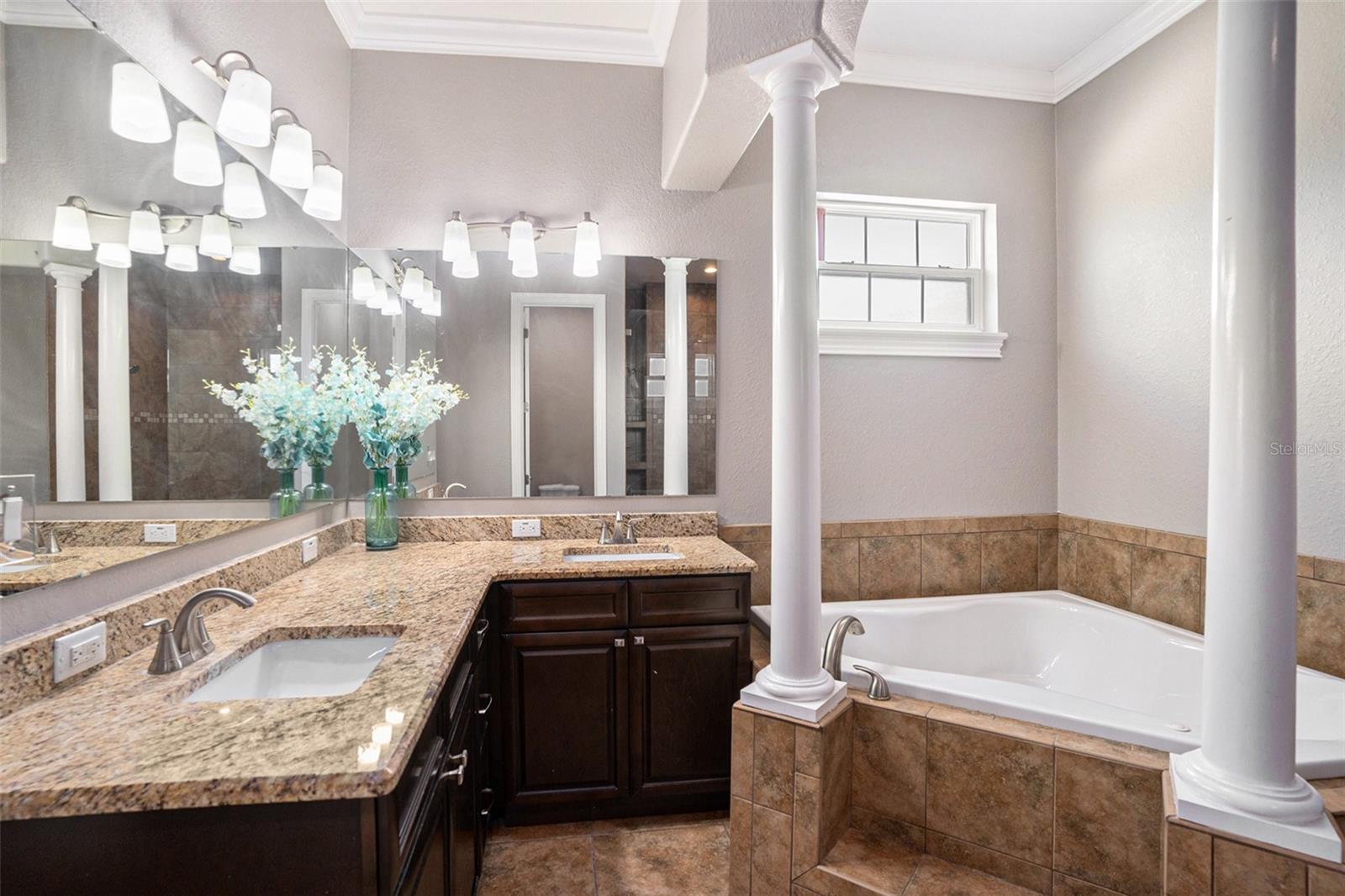 260 MOCCASIN HOLLOW RD, LITHIA, FL, 33547