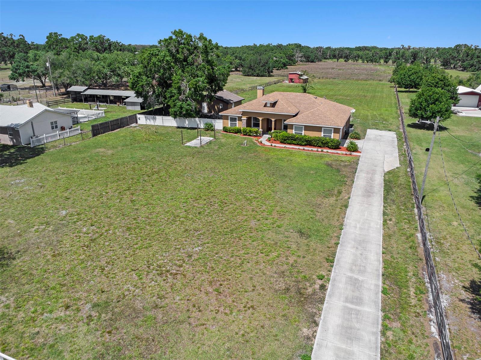 260 MOCCASIN HOLLOW RD, LITHIA, FL, 33547