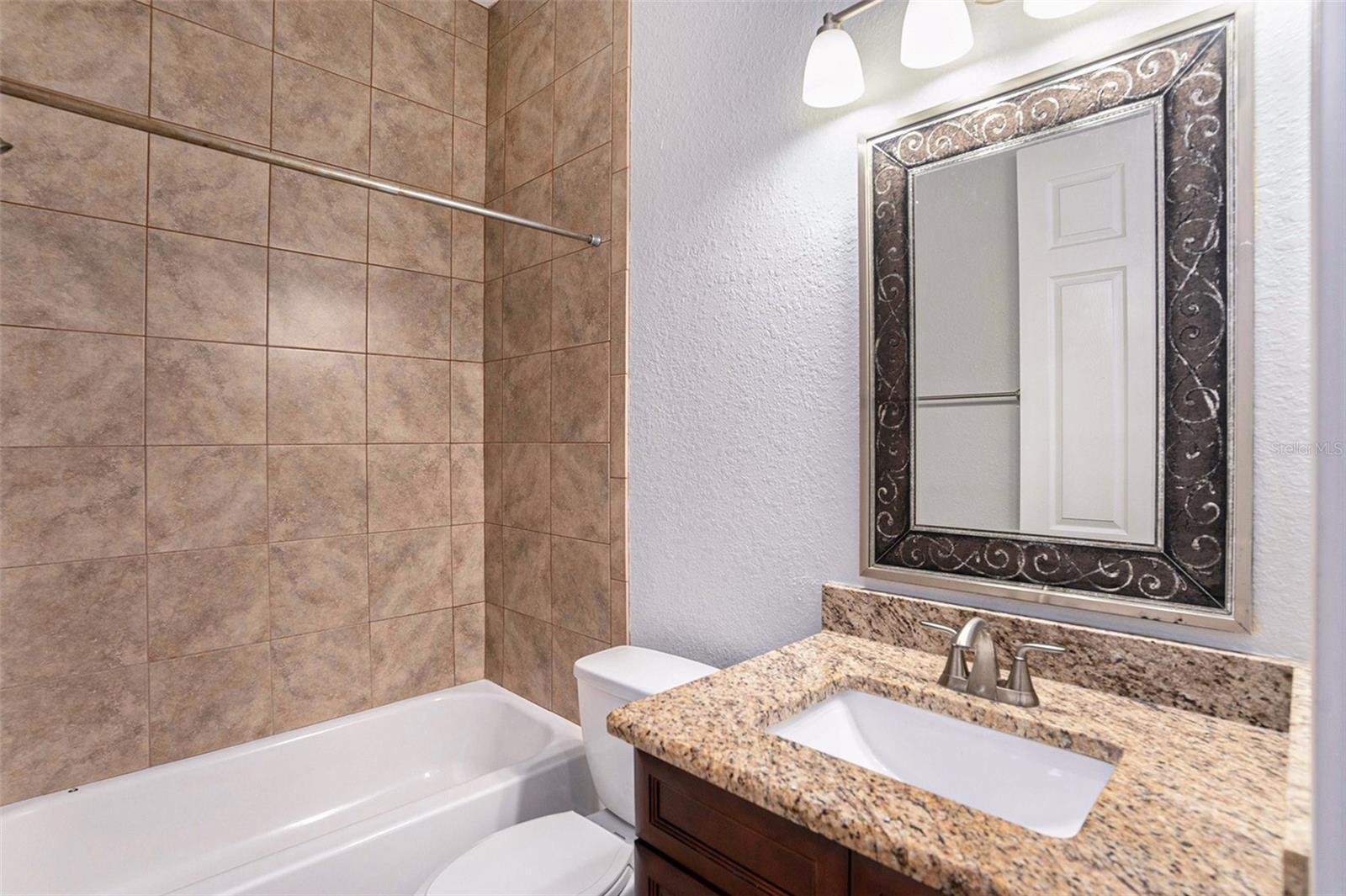 260 MOCCASIN HOLLOW RD, LITHIA, FL, 33547