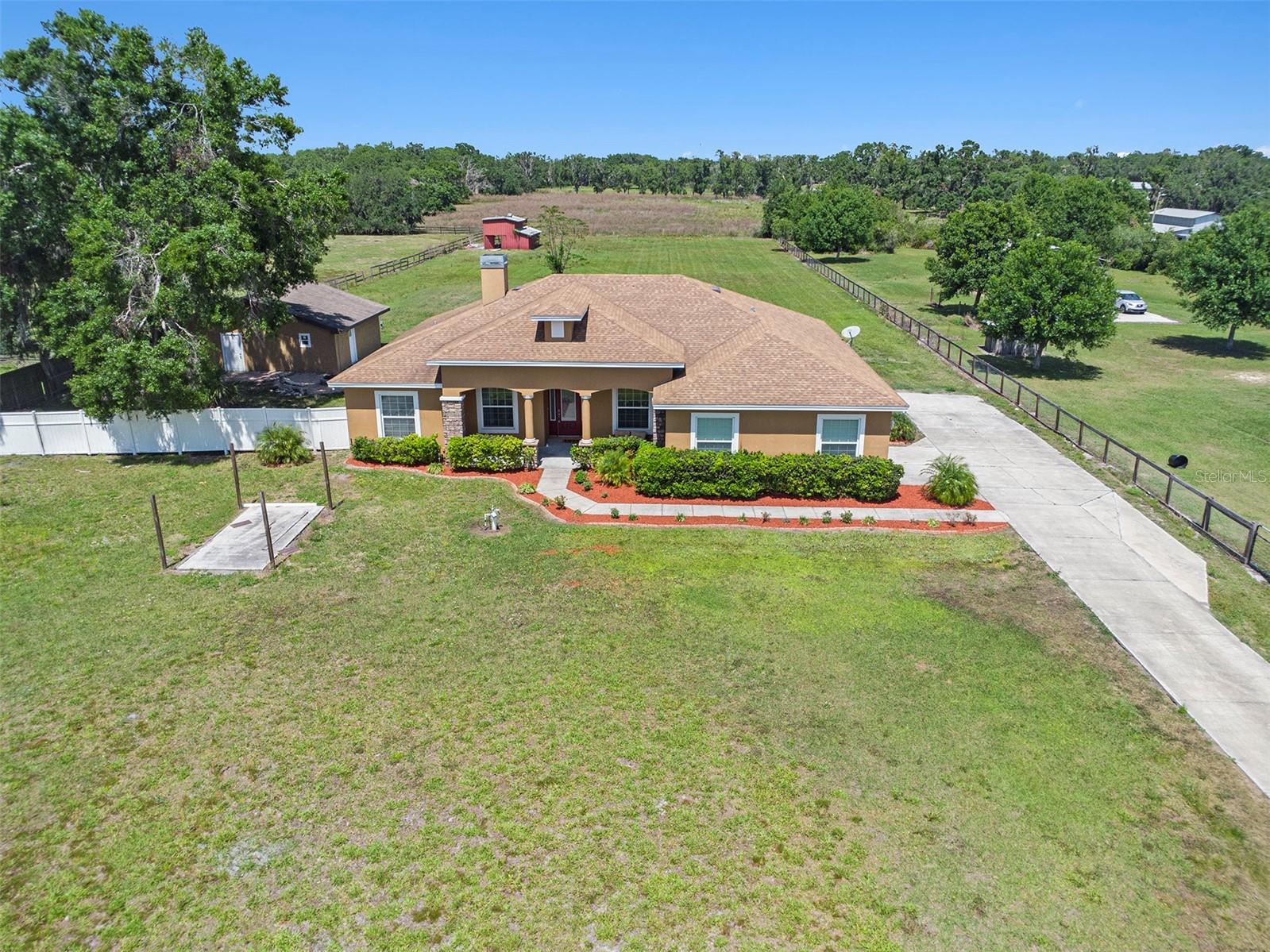 260 MOCCASIN HOLLOW RD, LITHIA, FL, 33547