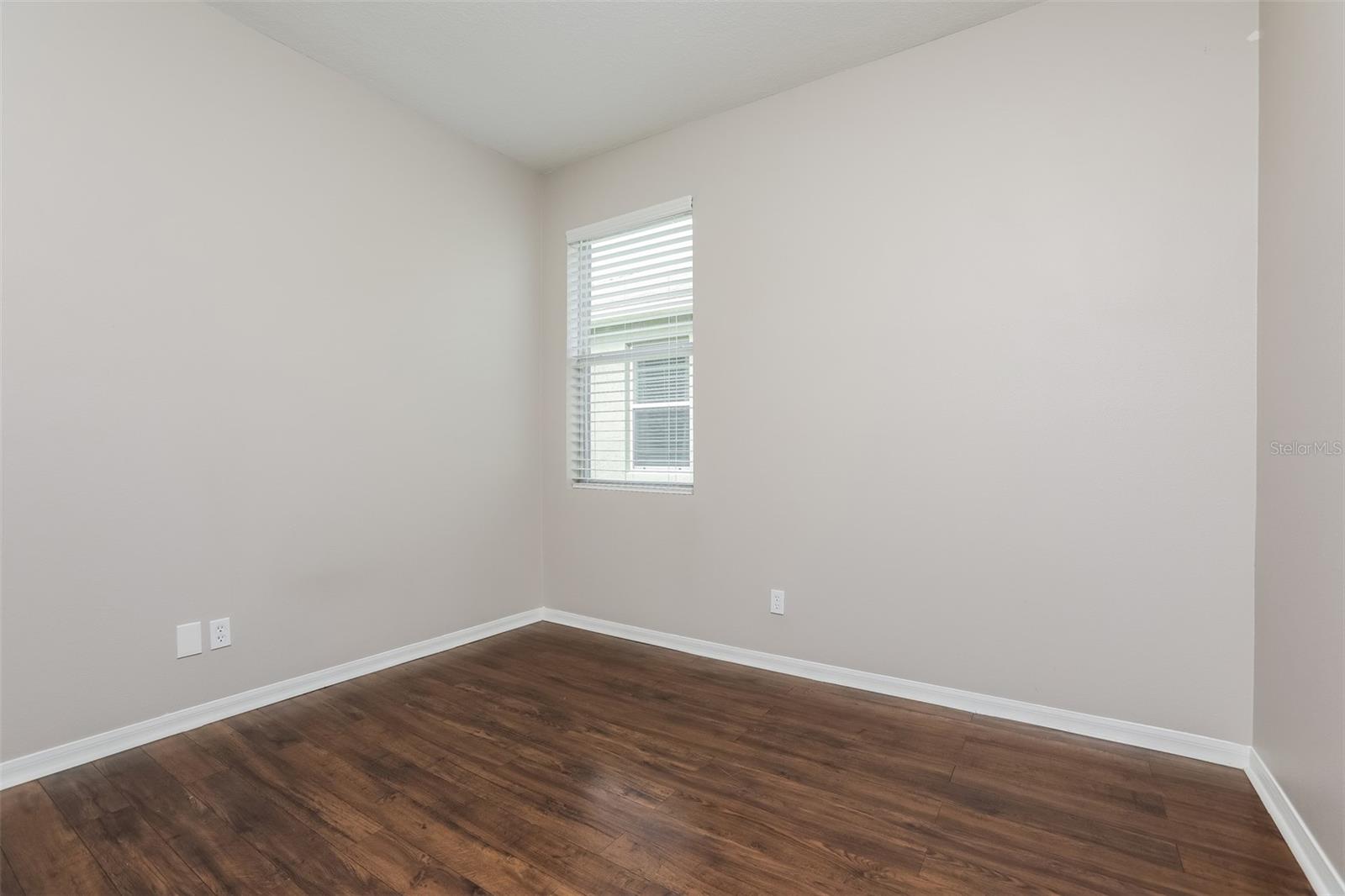 1552 WHITEWATER FALLS DR, ORLANDO, FL, 32824