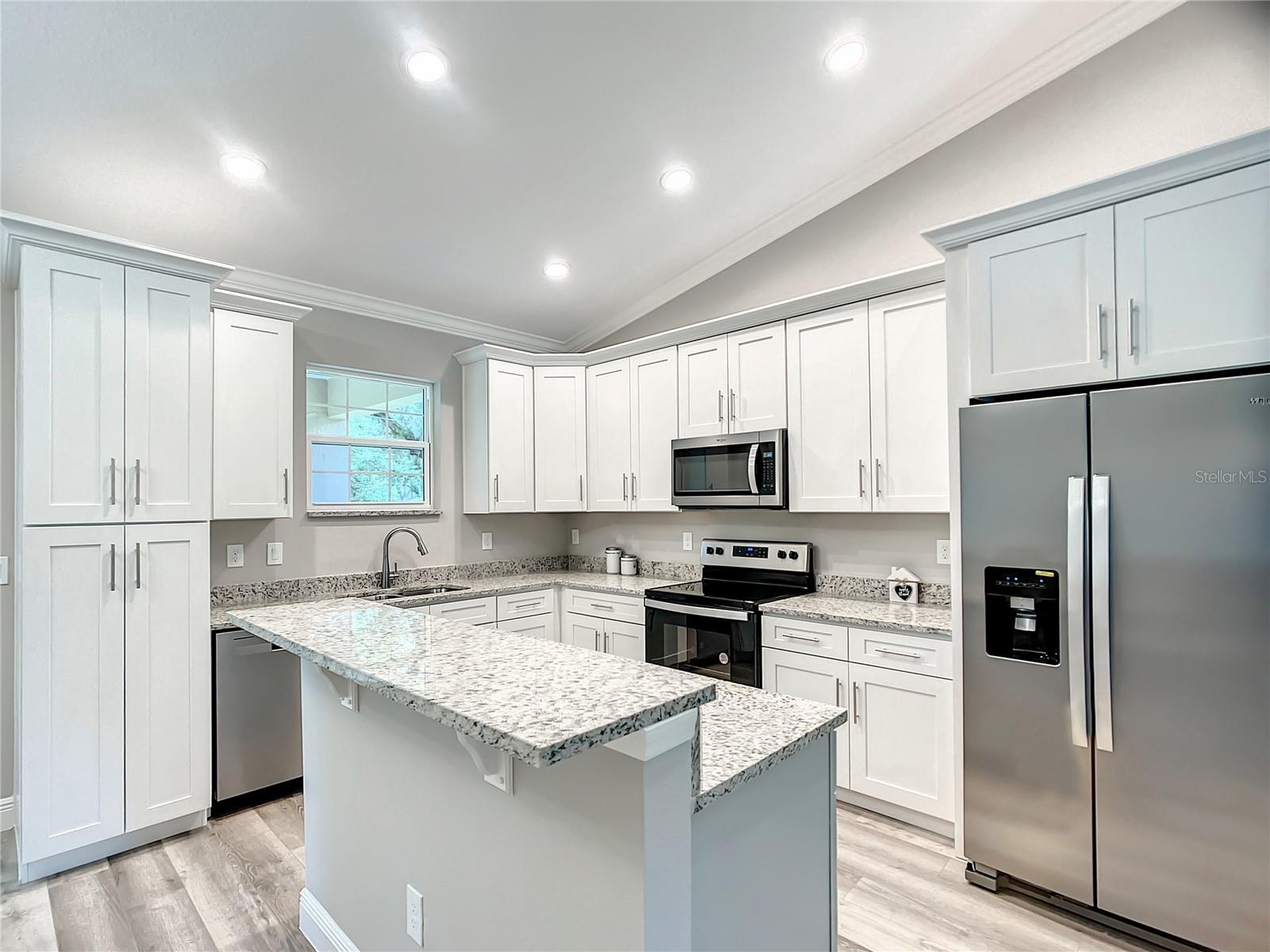 501 MULBERRY ST, FRUITLAND PARK, FL, 34731