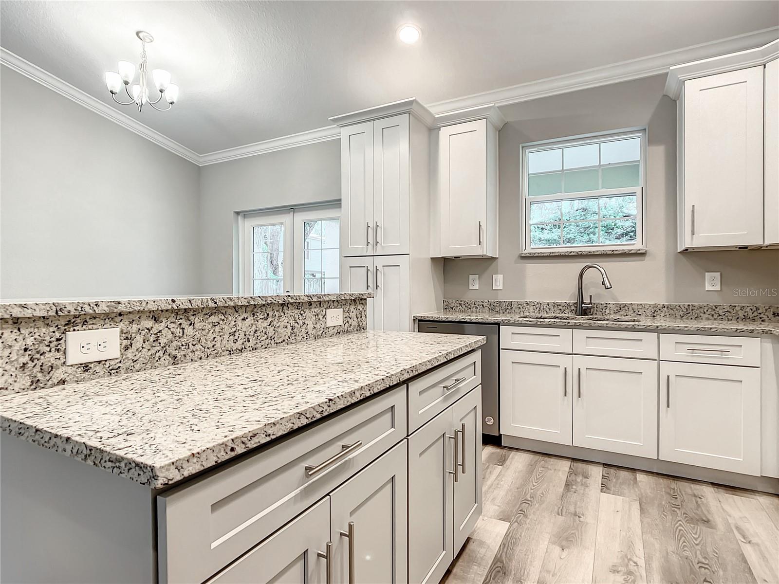 501 MULBERRY ST, FRUITLAND PARK, FL, 34731