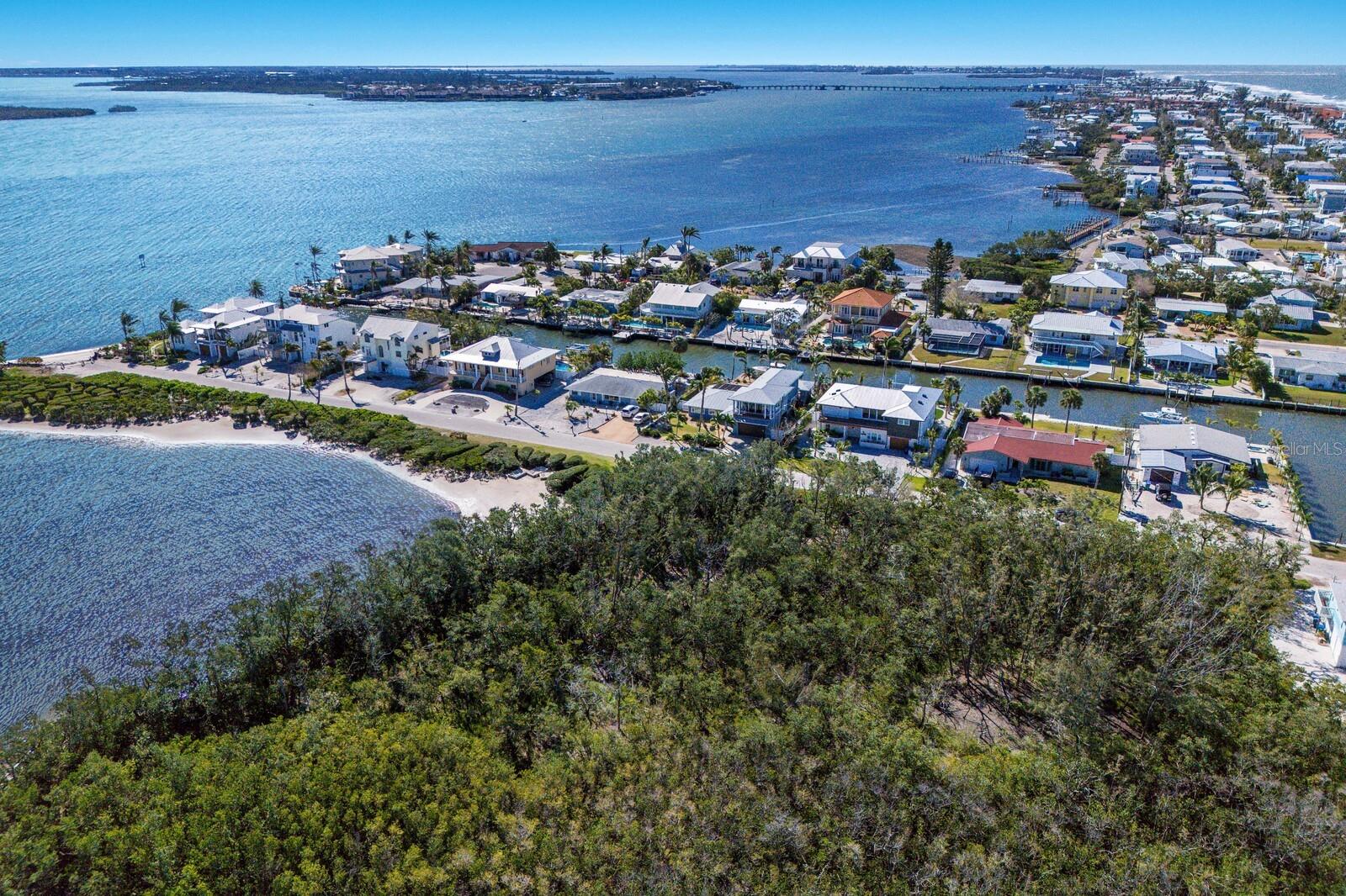 406 28TH ST, HOLMES BEACH, FL, 34217