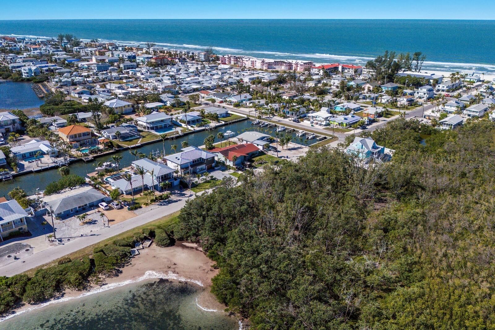 406 28TH ST, HOLMES BEACH, FL, 34217