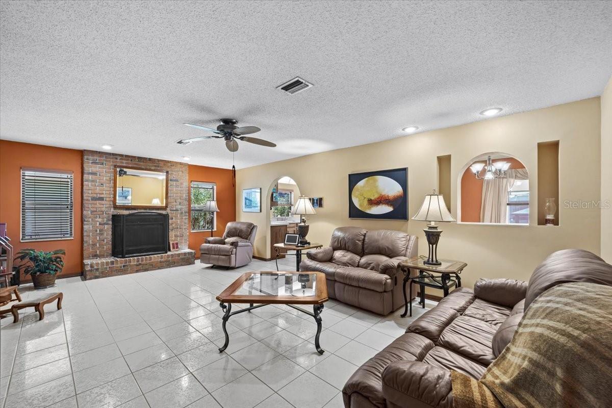 10 CRESCENT CT S, PALM COAST, FL, 32137