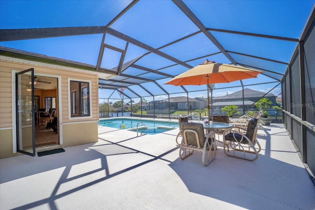 10 CRESCENT CT S, PALM COAST, FL, 32137