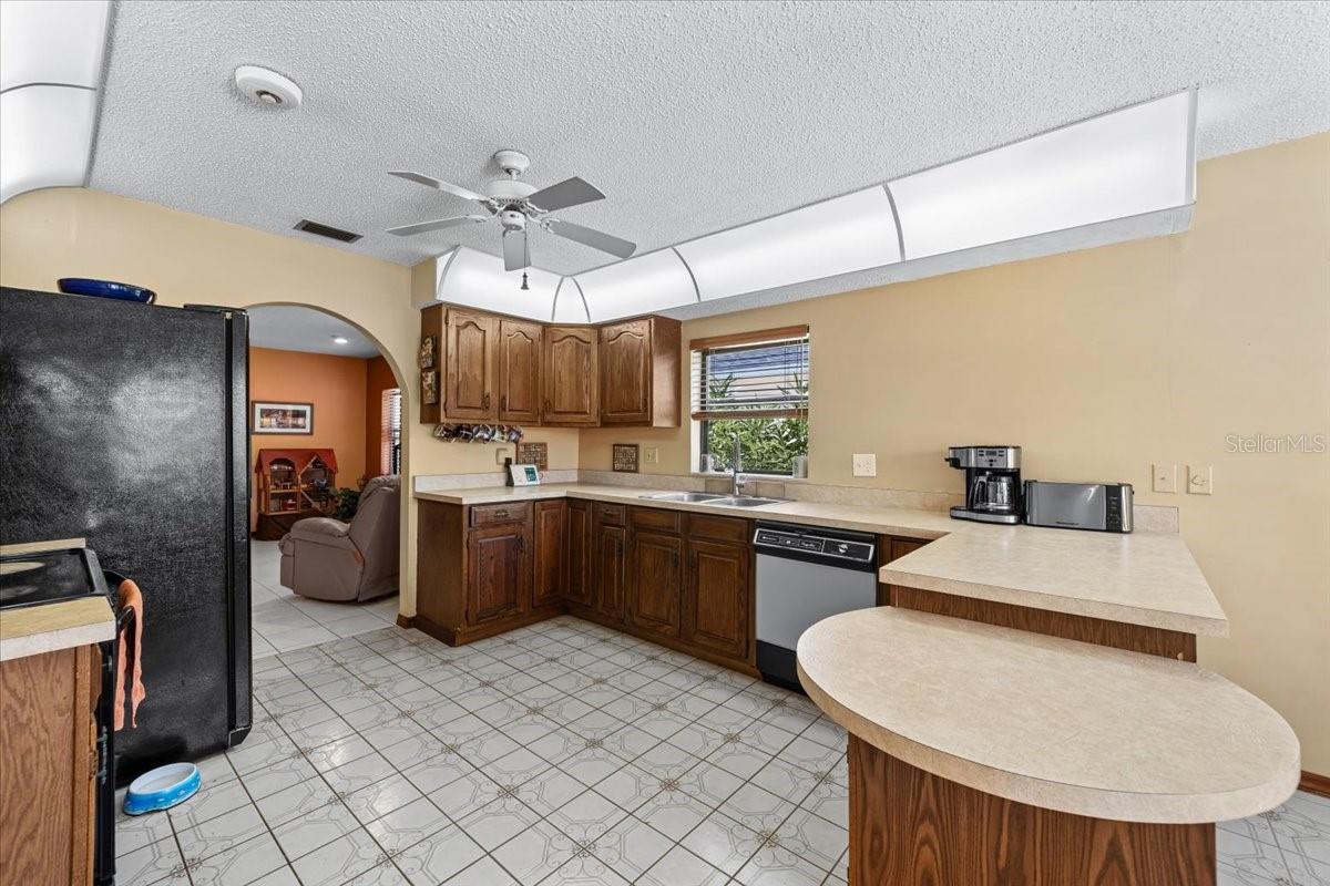 10 CRESCENT CT S, PALM COAST, FL, 32137