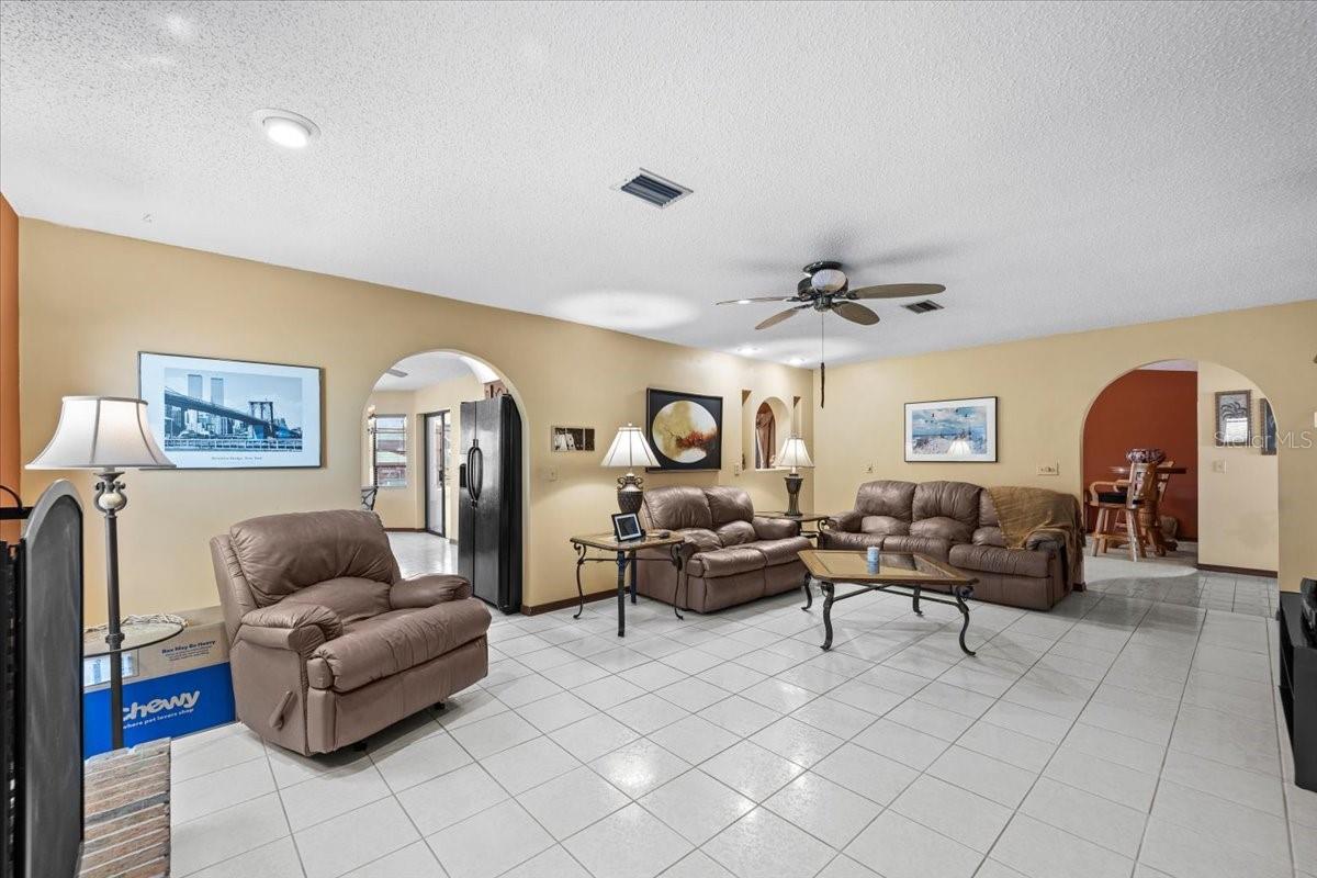 10 CRESCENT CT S, PALM COAST, FL, 32137