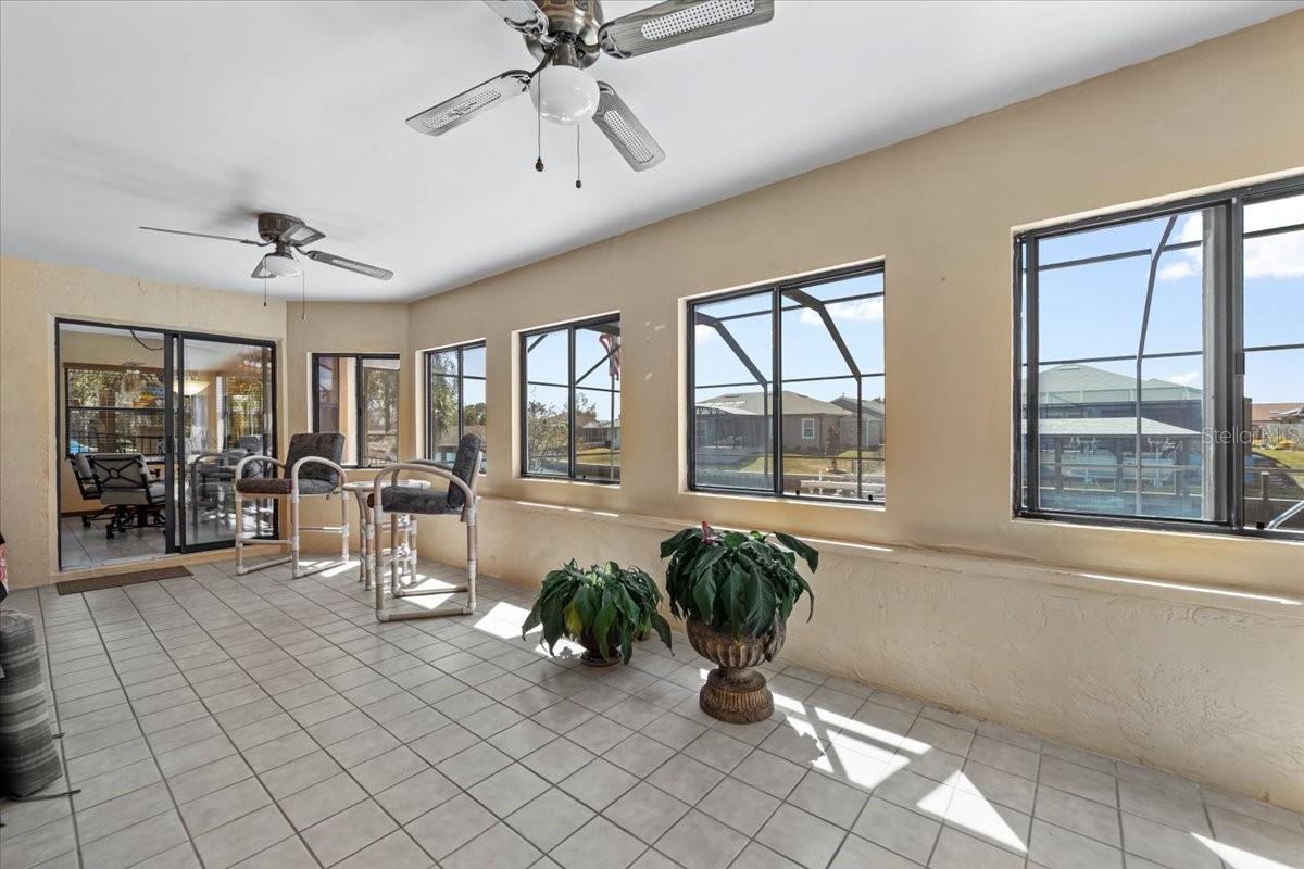 10 CRESCENT CT S, PALM COAST, FL, 32137