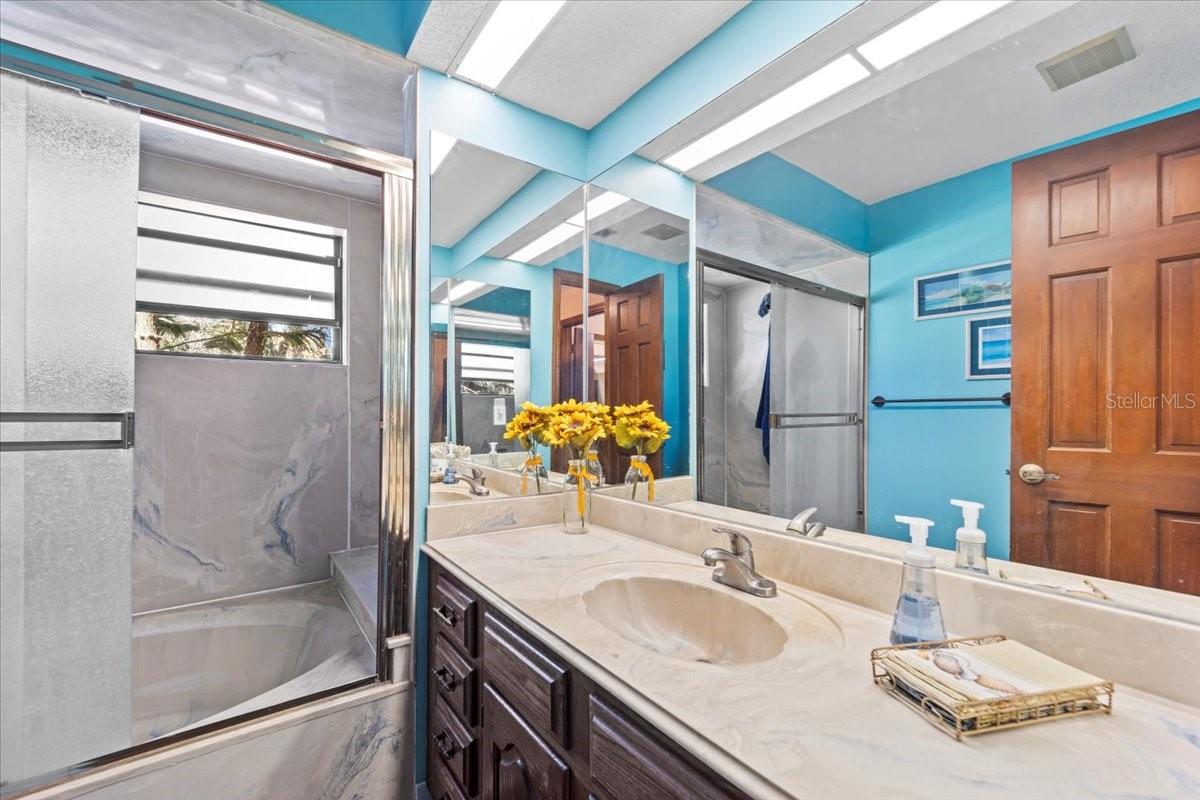 10 CRESCENT CT S, PALM COAST, FL, 32137