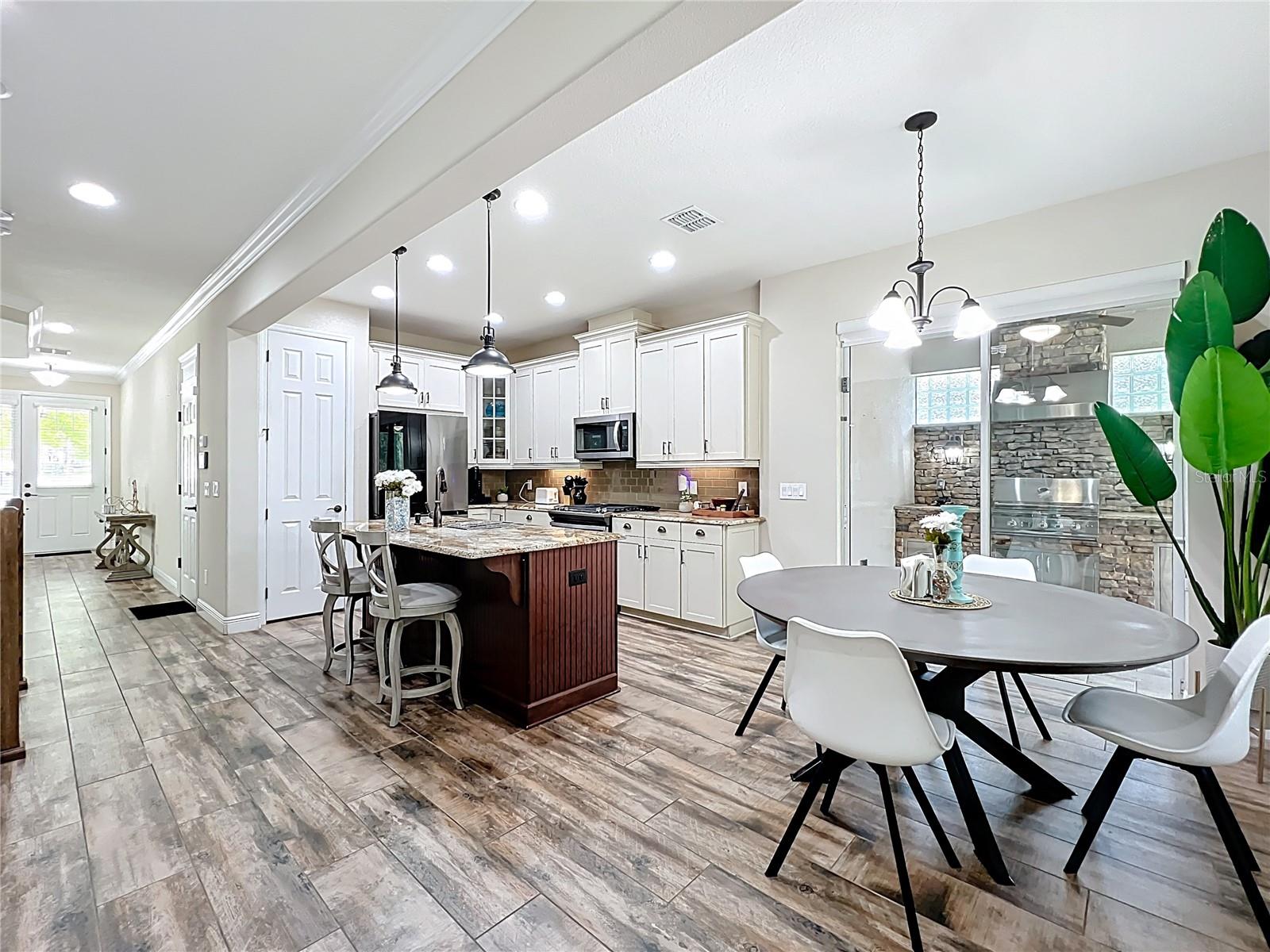 1813 VISTA MEADOWS DR, OCOEE, FL, 34761