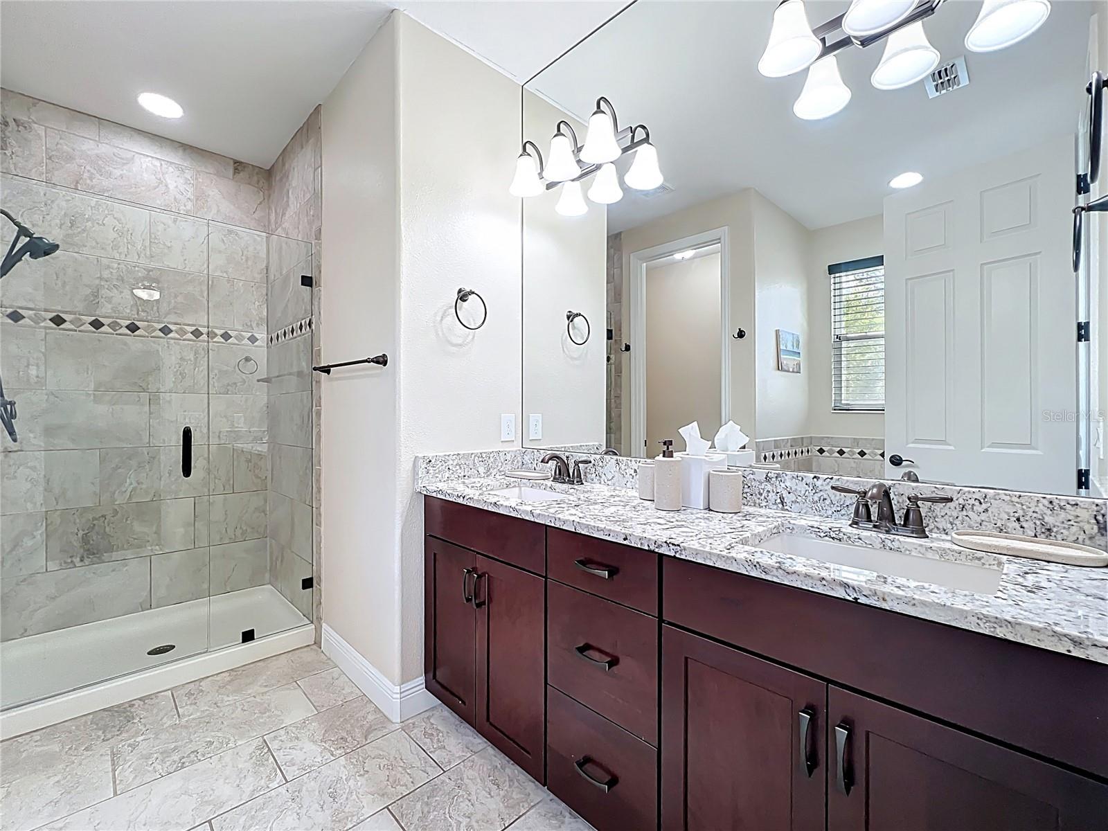 1813 VISTA MEADOWS DR, OCOEE, FL, 34761