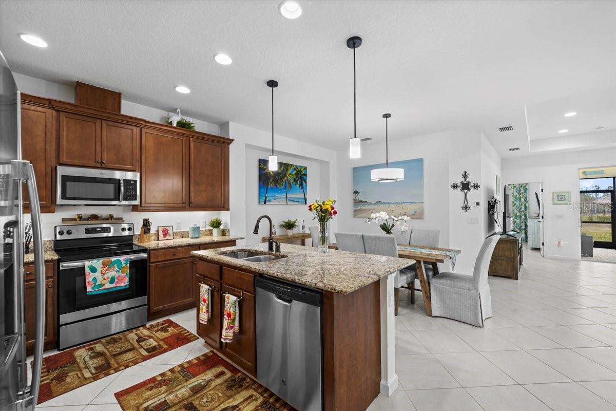 251 ISLAND BREEZE AVE, DAYTONA BEACH, FL, 32124