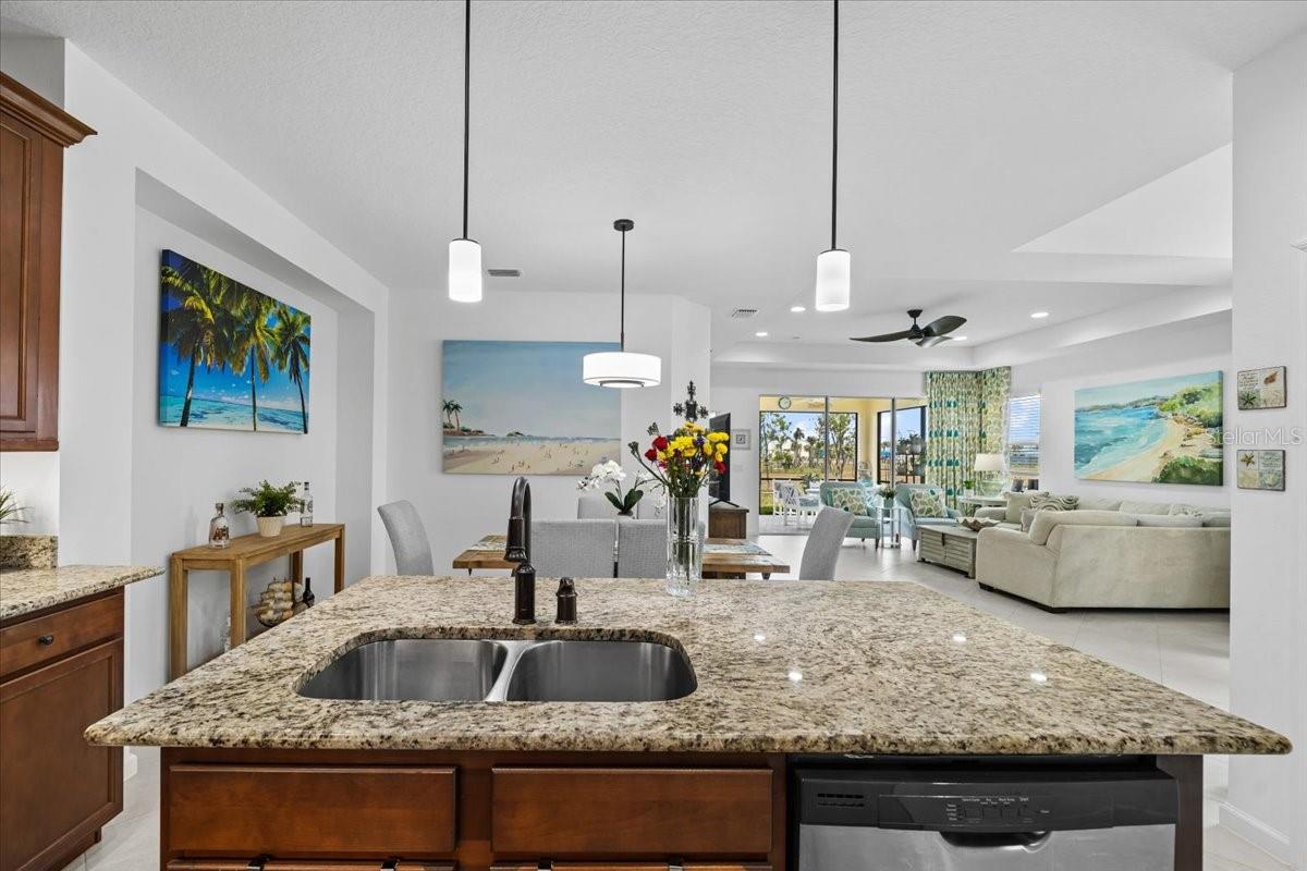 251 ISLAND BREEZE AVE, DAYTONA BEACH, FL, 32124