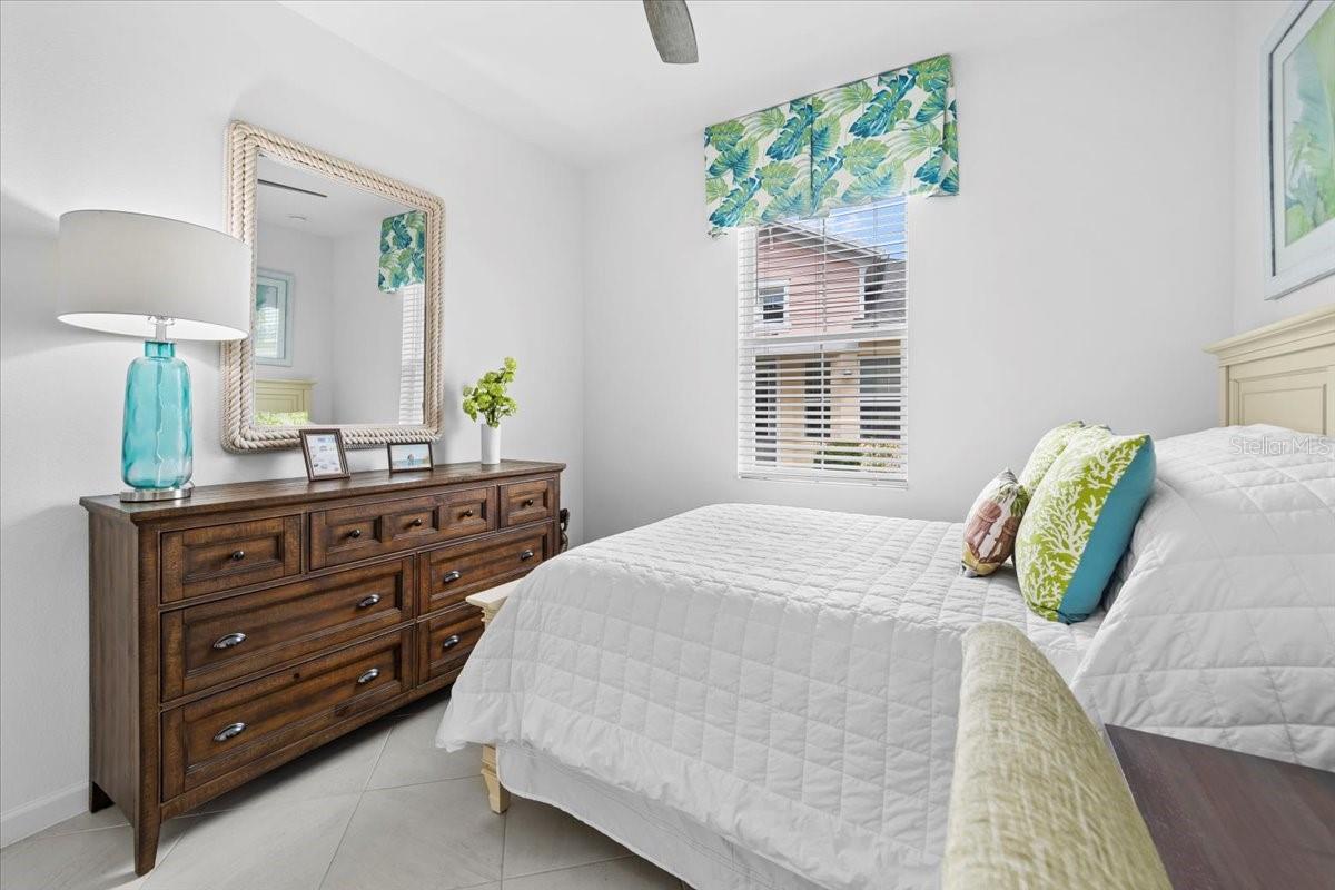 251 ISLAND BREEZE AVE, DAYTONA BEACH, FL, 32124