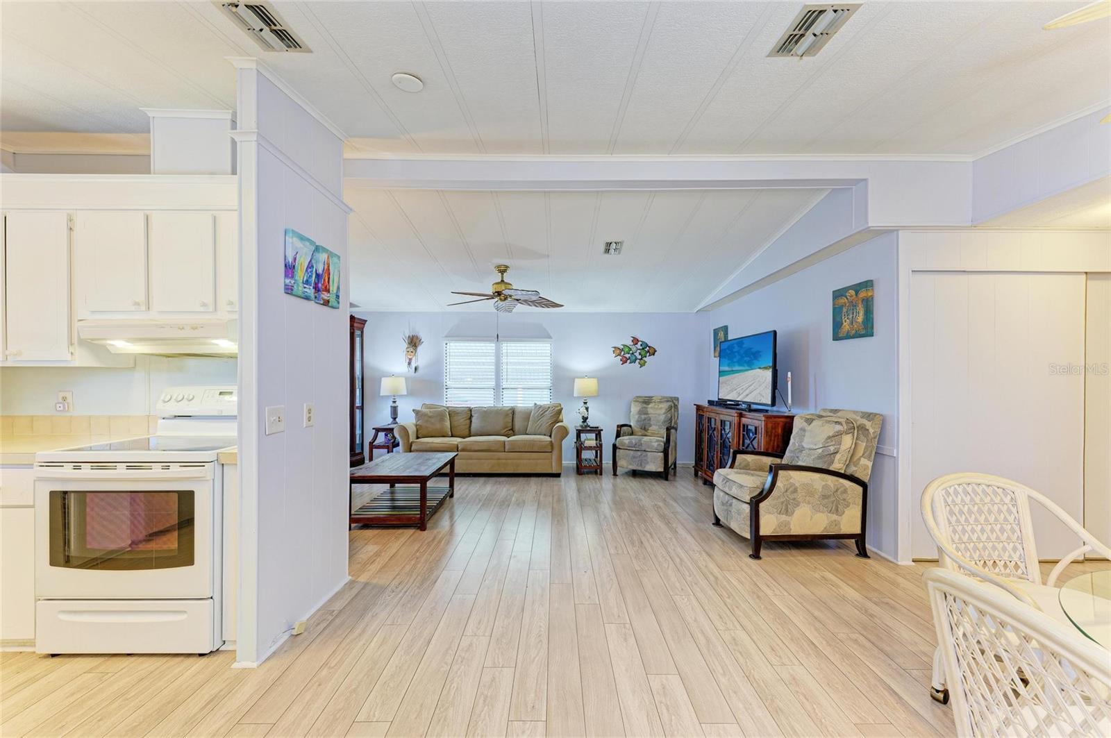 216 PALM AIR DR, OSPREY, FL, 34229