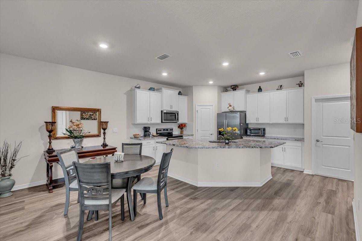 653 157TH CT E, BRADENTON, FL, 34212