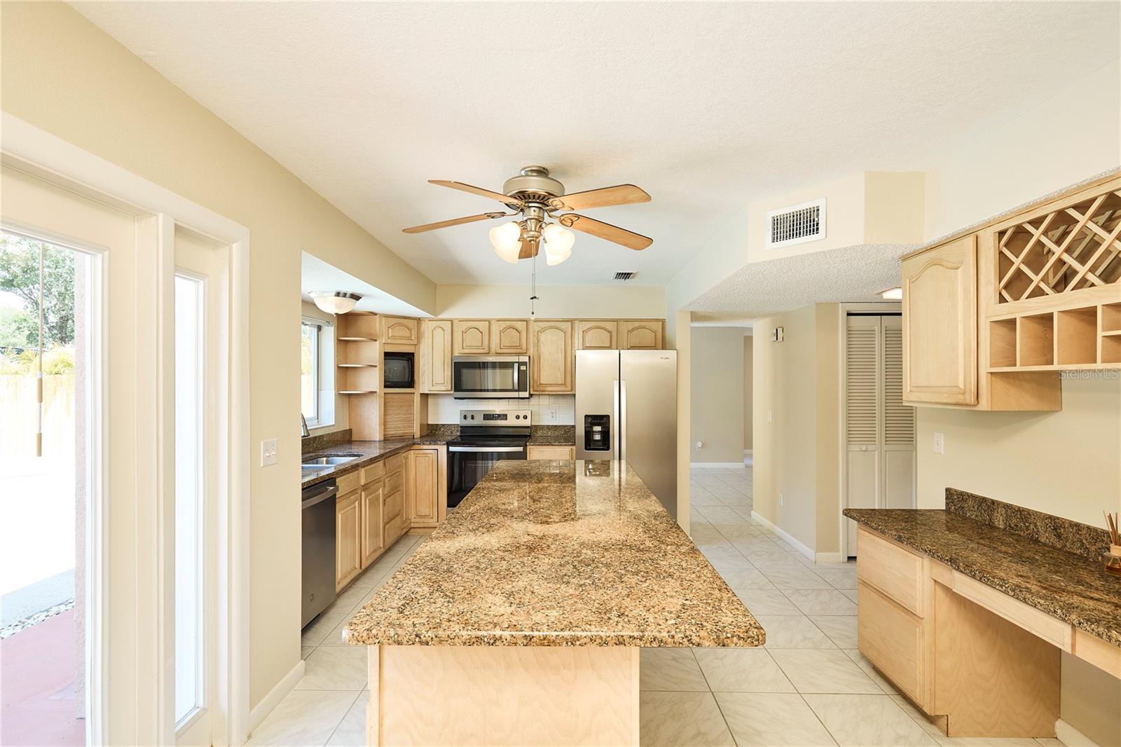 3103 TARAGROVE DR, TAMPA, FL, 33618