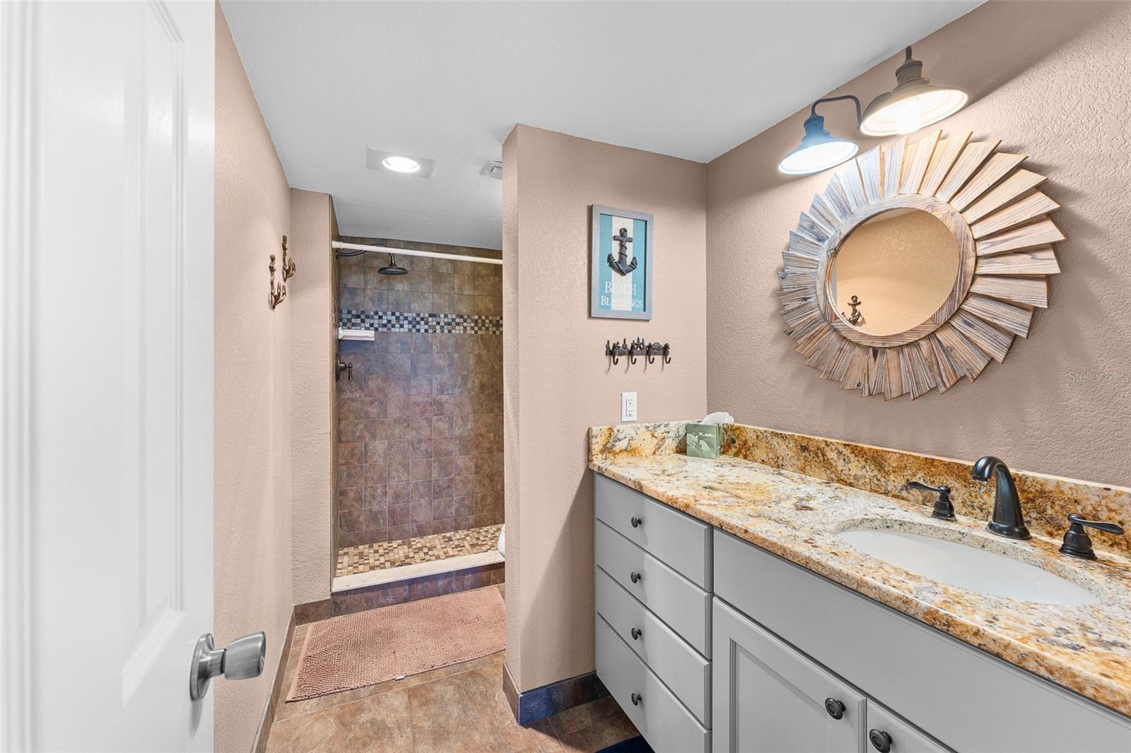1901 OYSTER CATCHER LN #823, CLEARWATER, FL, 33762