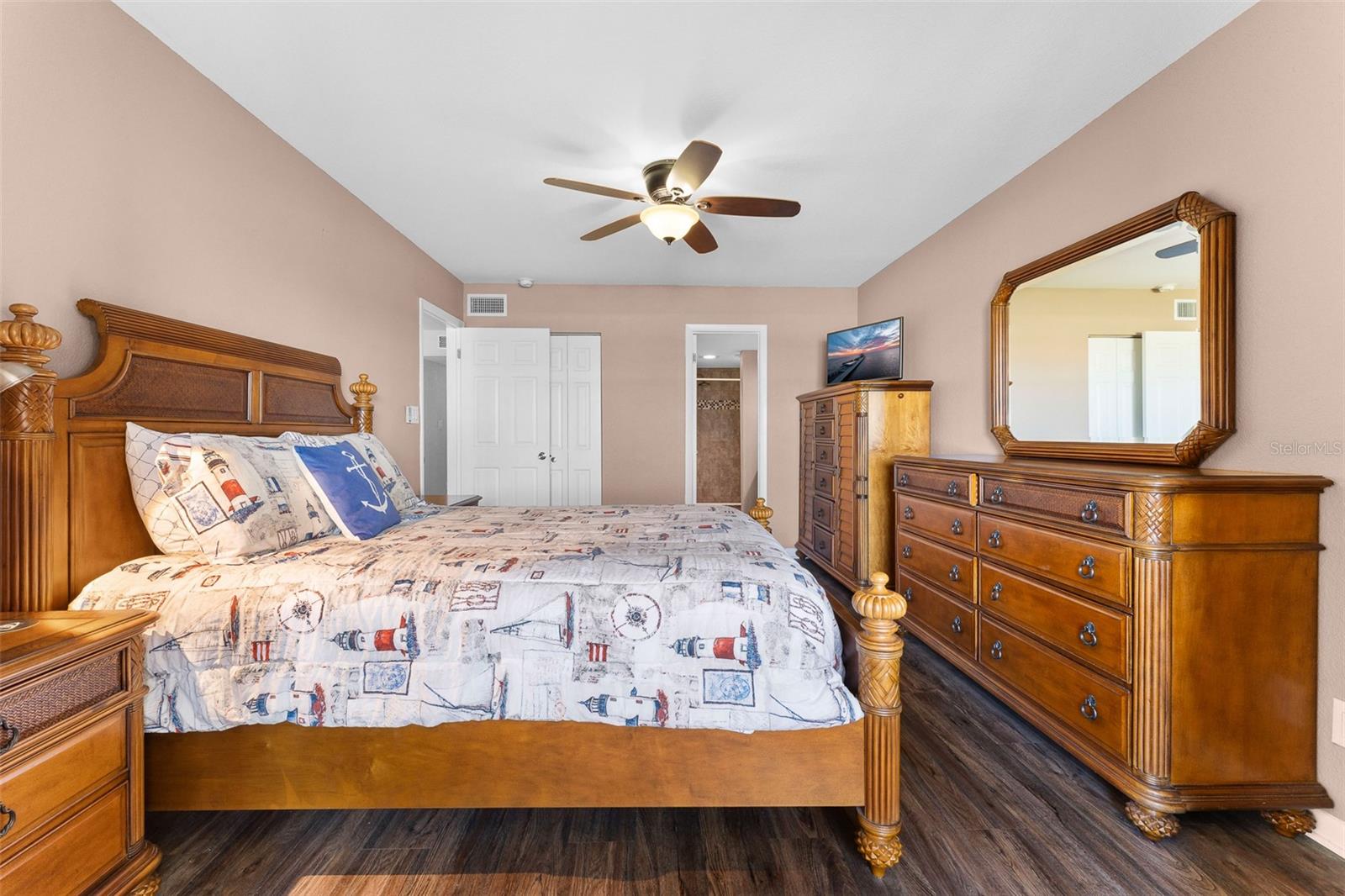 1901 OYSTER CATCHER LN #823, CLEARWATER, FL, 33762