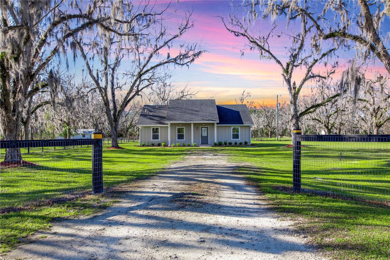 11566 SW COUNTY ROAD 18, HAMPTON, FL, 32044
