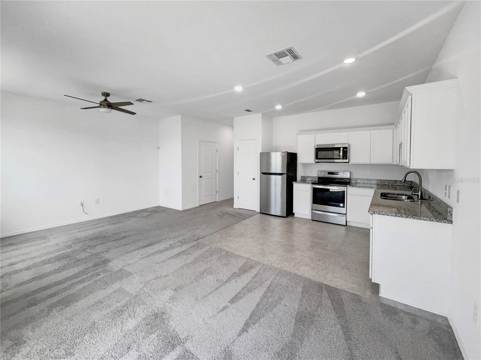 1112 MERRILL ST, DAVENPORT, FL, 33837
