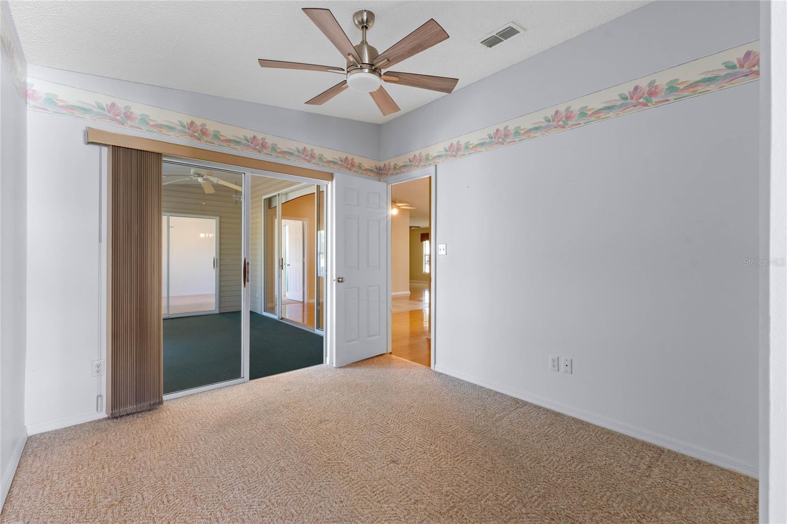 25642 OAK ALY, LEESBURG, FL, 34748