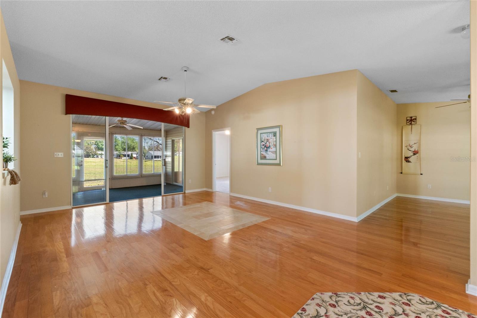 25642 OAK ALY, LEESBURG, FL, 34748