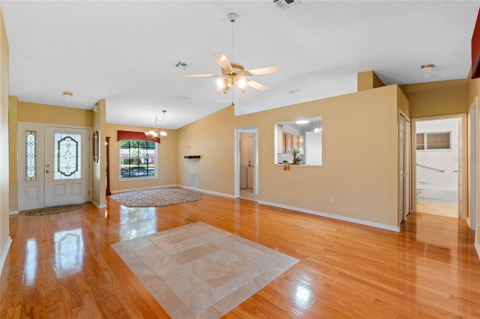25642 OAK ALY, LEESBURG, FL, 34748