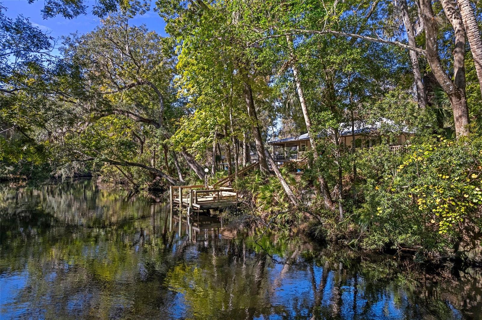 18 WINDING RIVER LN, INGLIS, FL, 34449