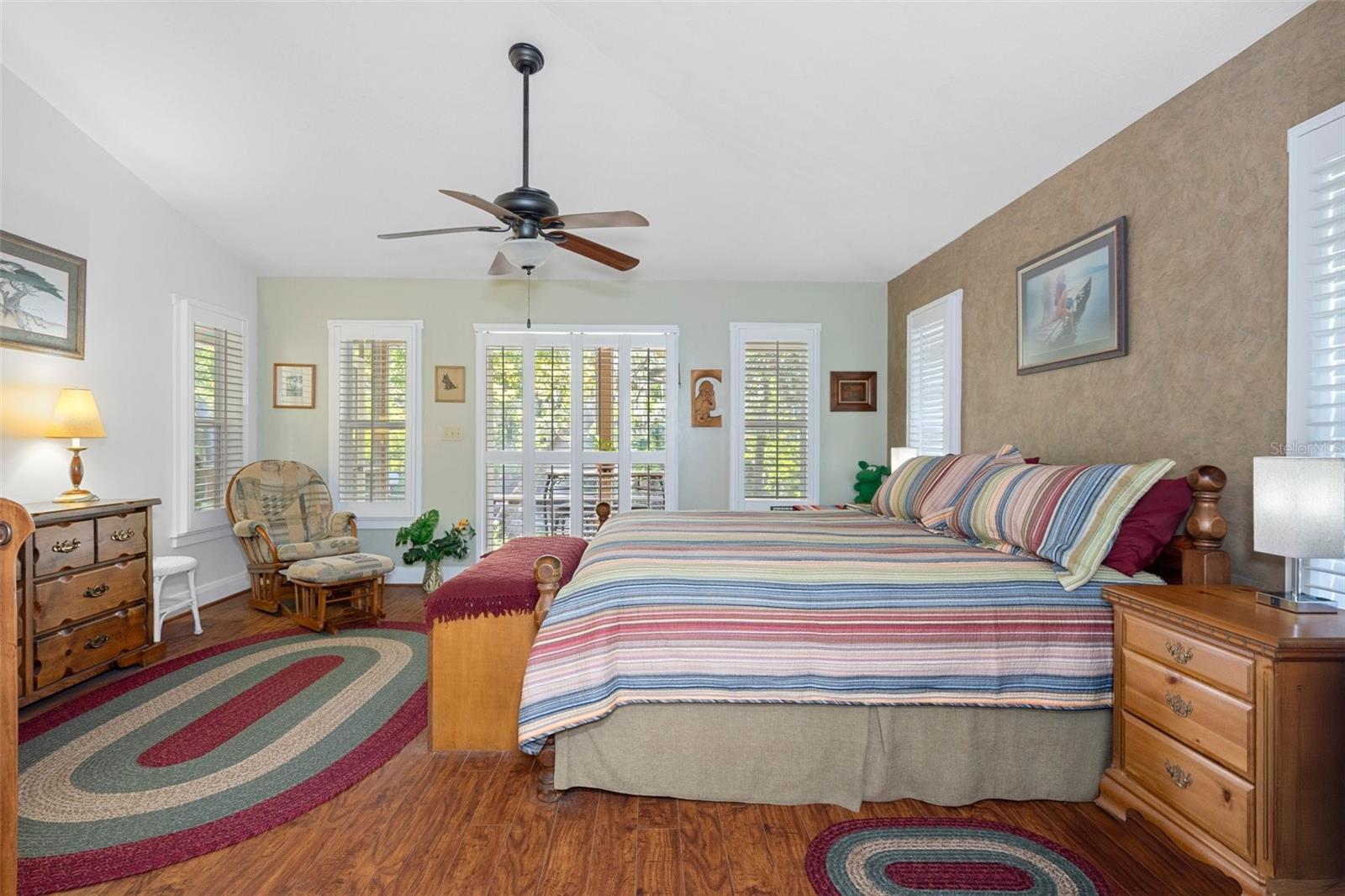 18 WINDING RIVER LN, INGLIS, FL, 34449