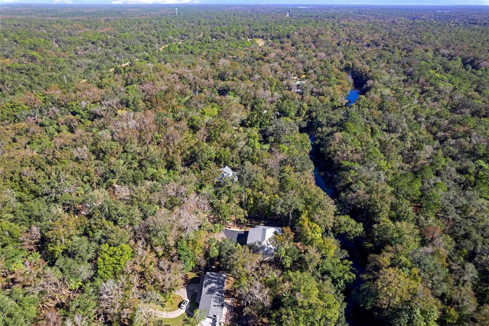 18 WINDING RIVER LN, INGLIS, FL, 34449