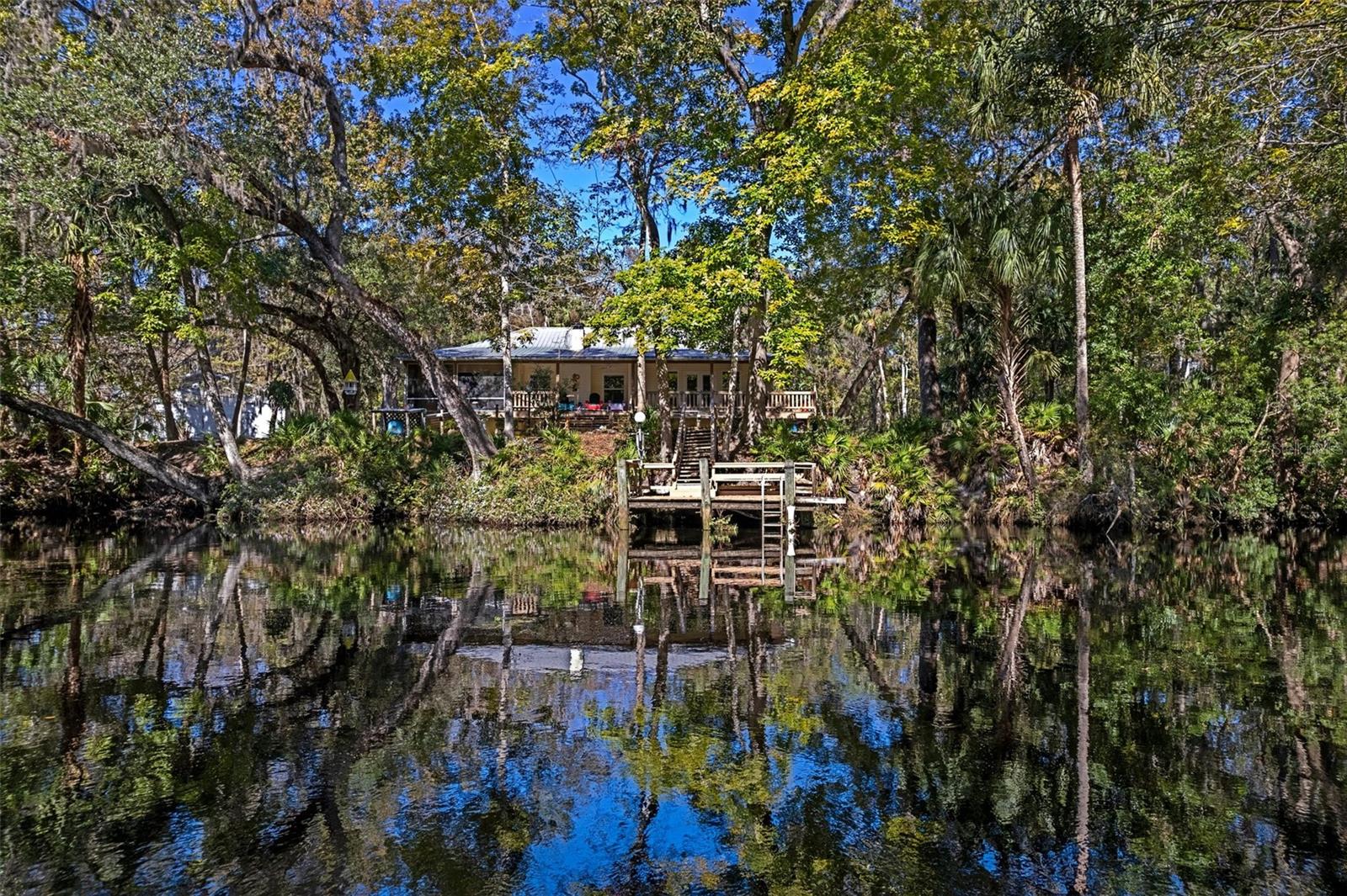 18 WINDING RIVER LN, INGLIS, FL, 34449