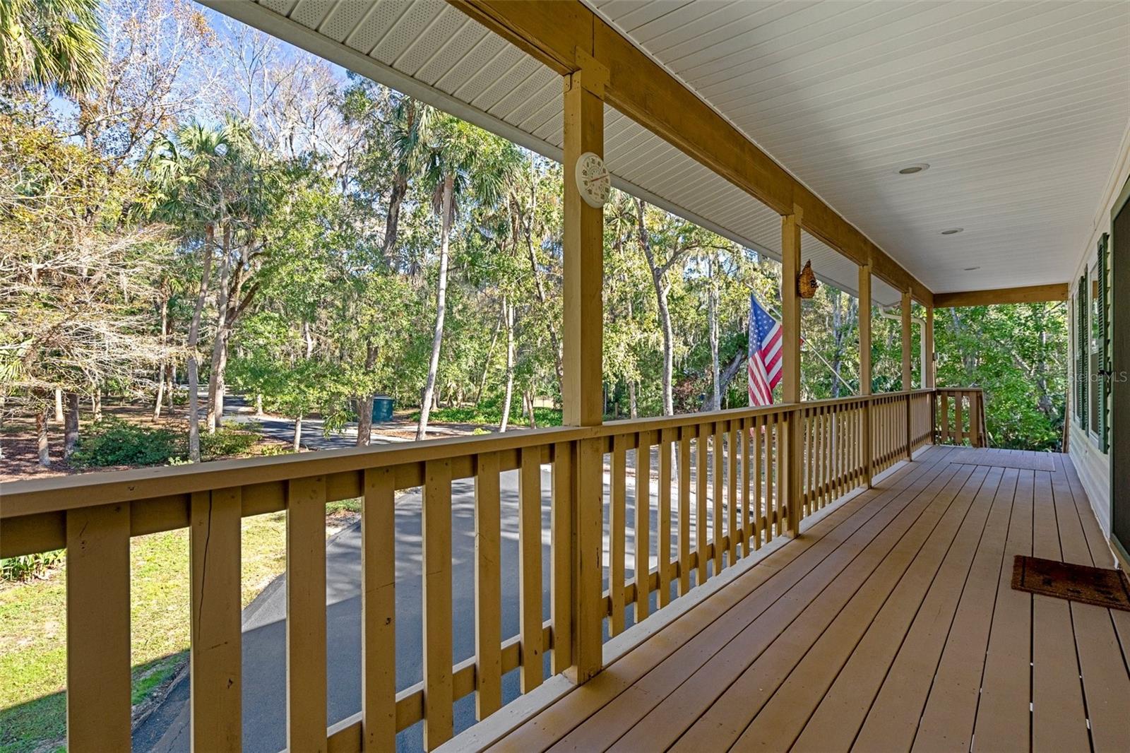 18 WINDING RIVER LN, INGLIS, FL, 34449