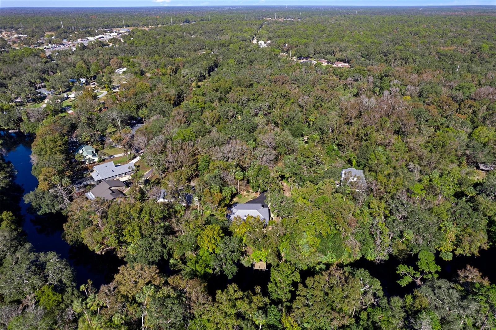 18 WINDING RIVER LN, INGLIS, FL, 34449