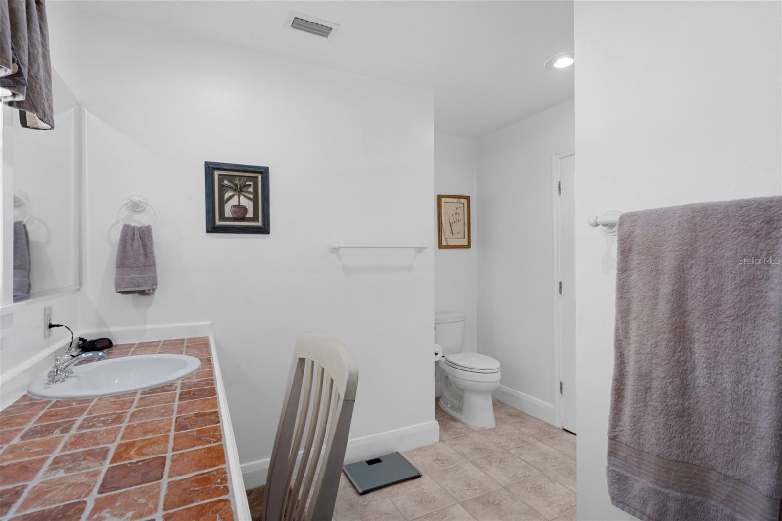18 WINDING RIVER LN, INGLIS, FL, 34449