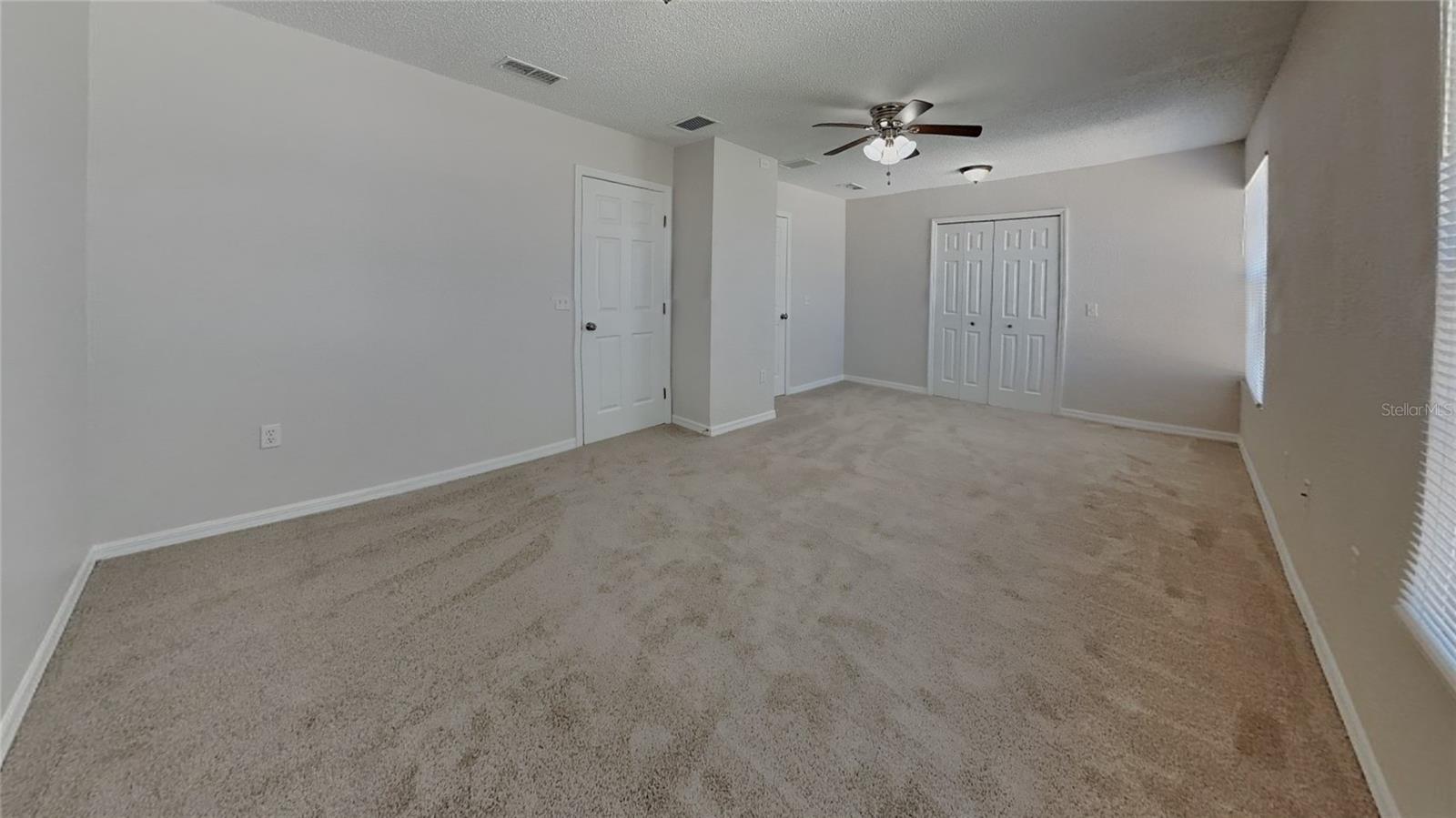 539 LAKEVIEW DR, POINCIANA, FL, 34759