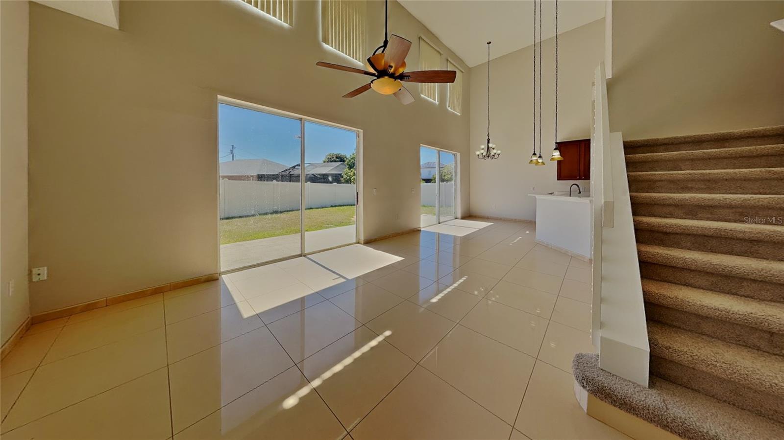 539 LAKEVIEW DR, POINCIANA, FL, 34759