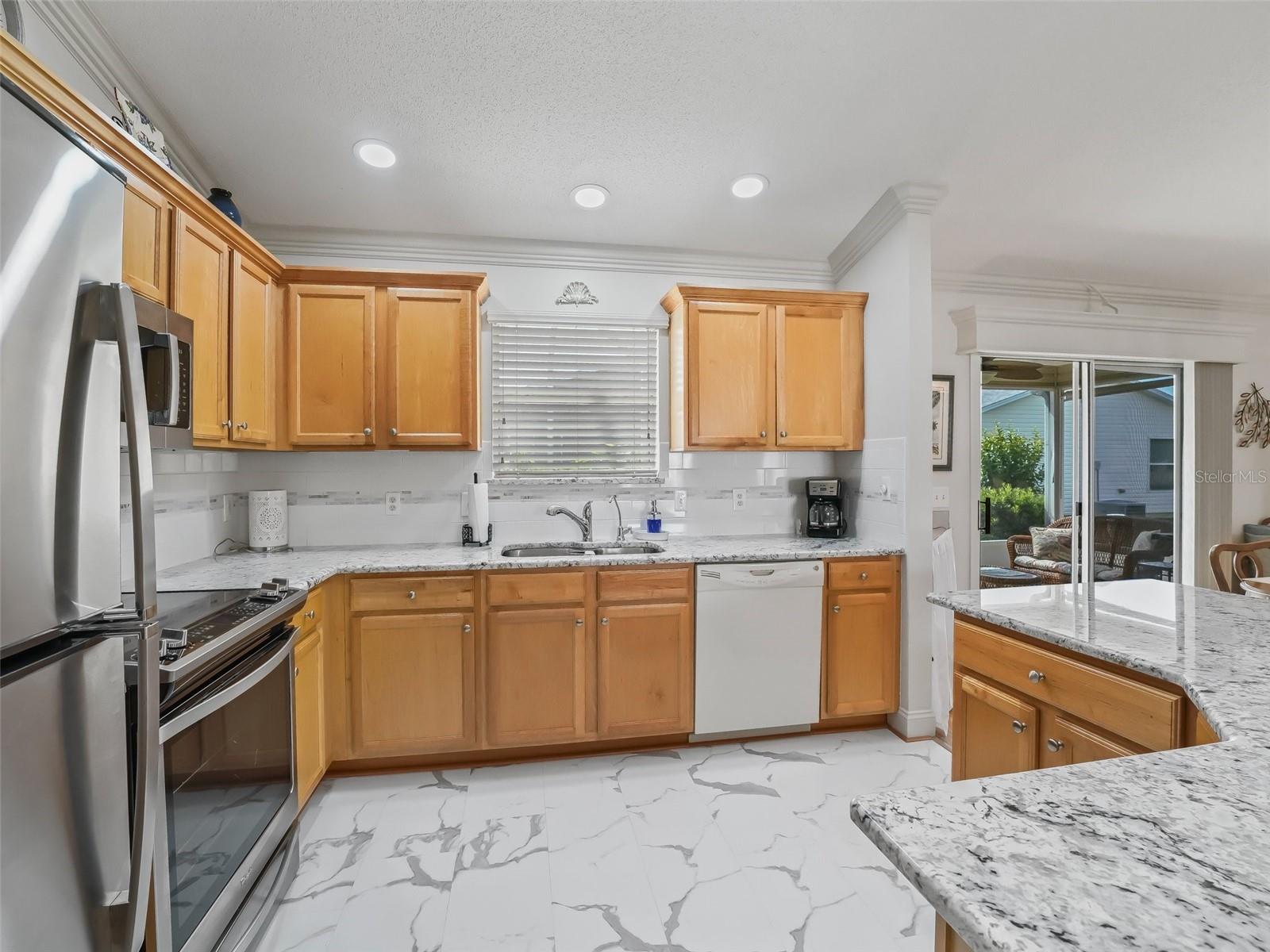 1552 BLOSSOM TER, THE VILLAGES, FL, 32162