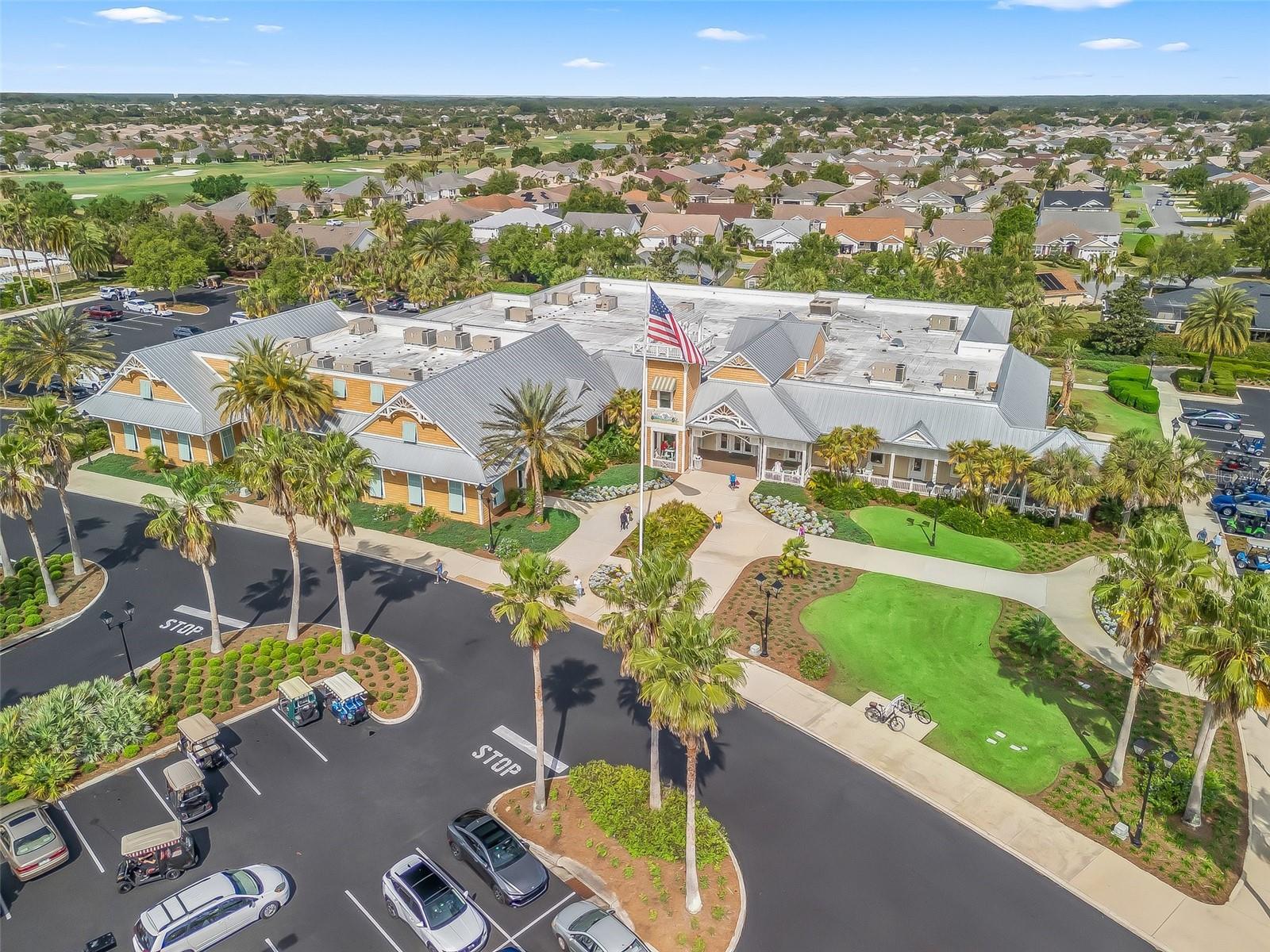 1552 BLOSSOM TER, THE VILLAGES, FL, 32162